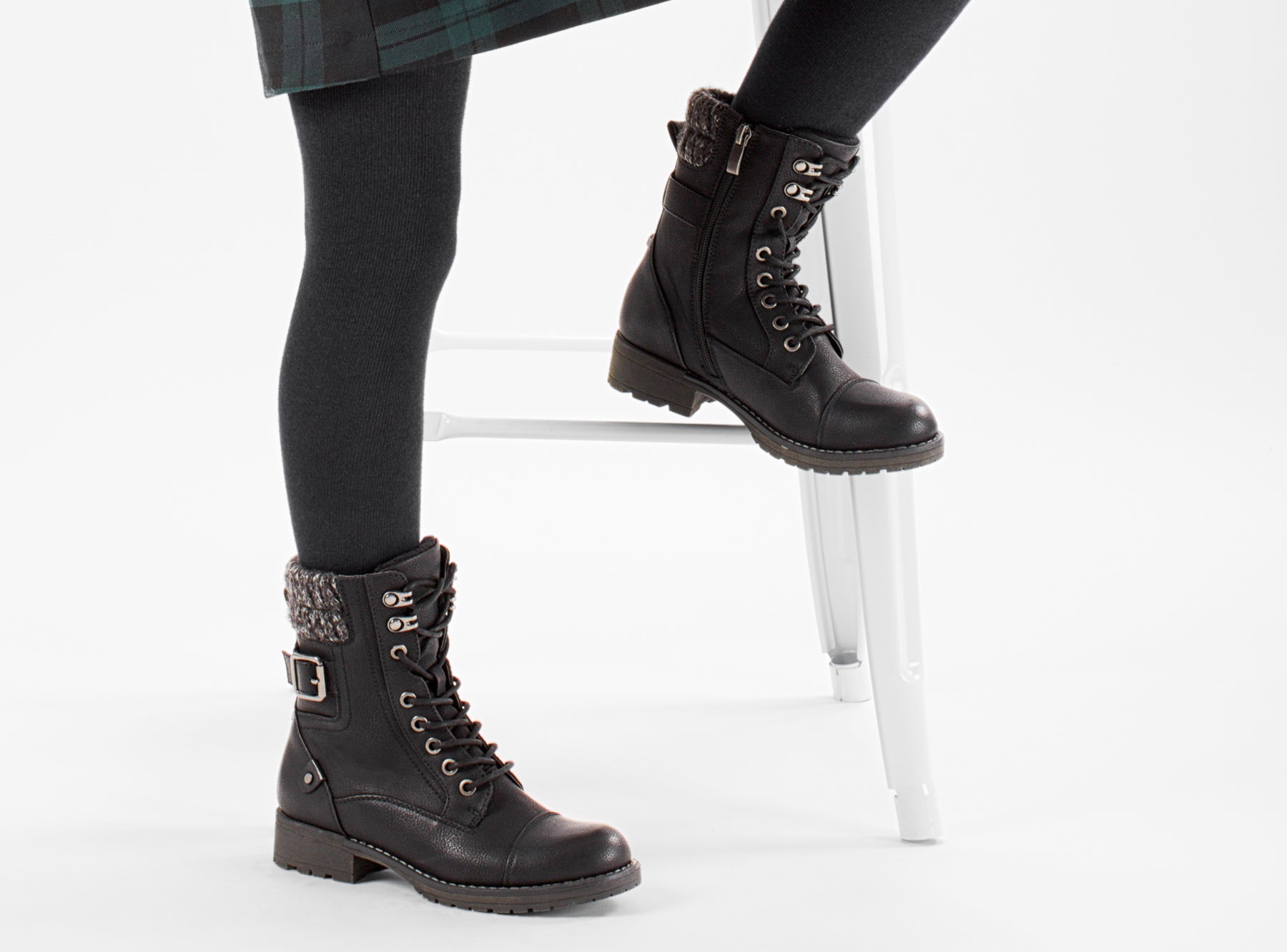 Yellow Shoes | Missy-Light Boots-Casual-Flat & Med. Shaft | Laurell |