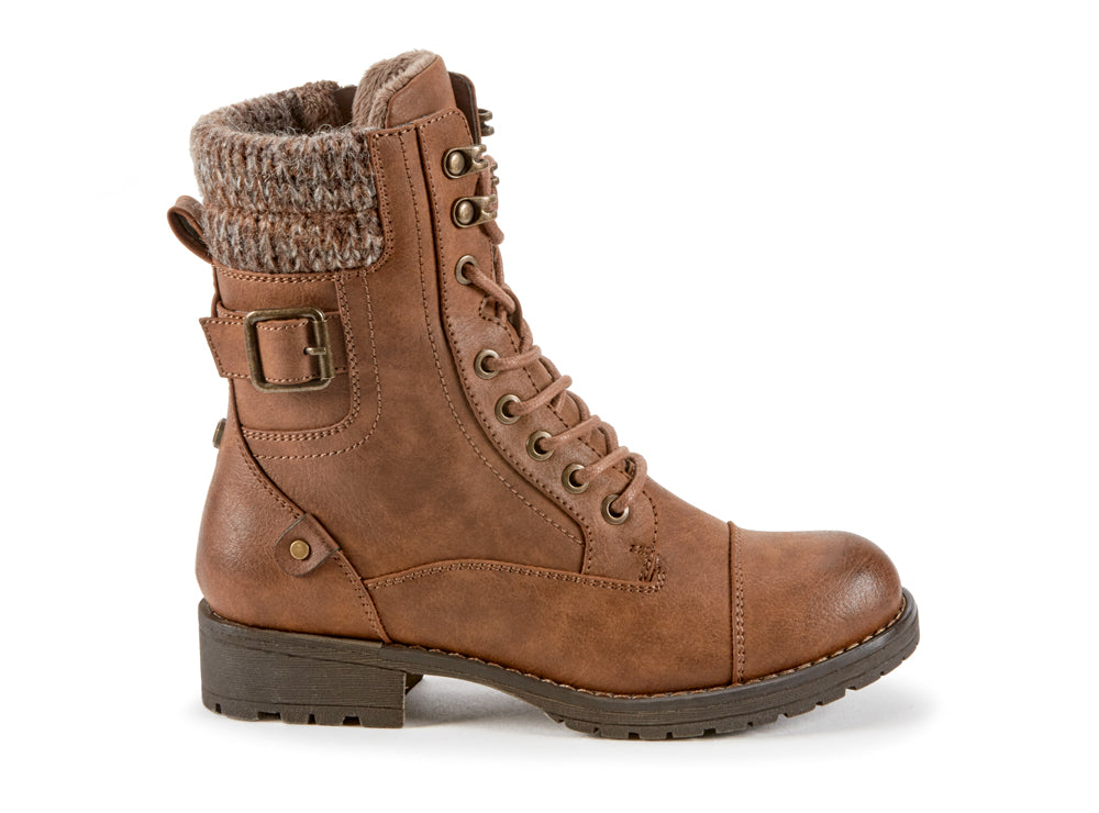 Yellow Shoes | Missy-Light Boots-Casual-Flat & Med. Shaft | Laurell |