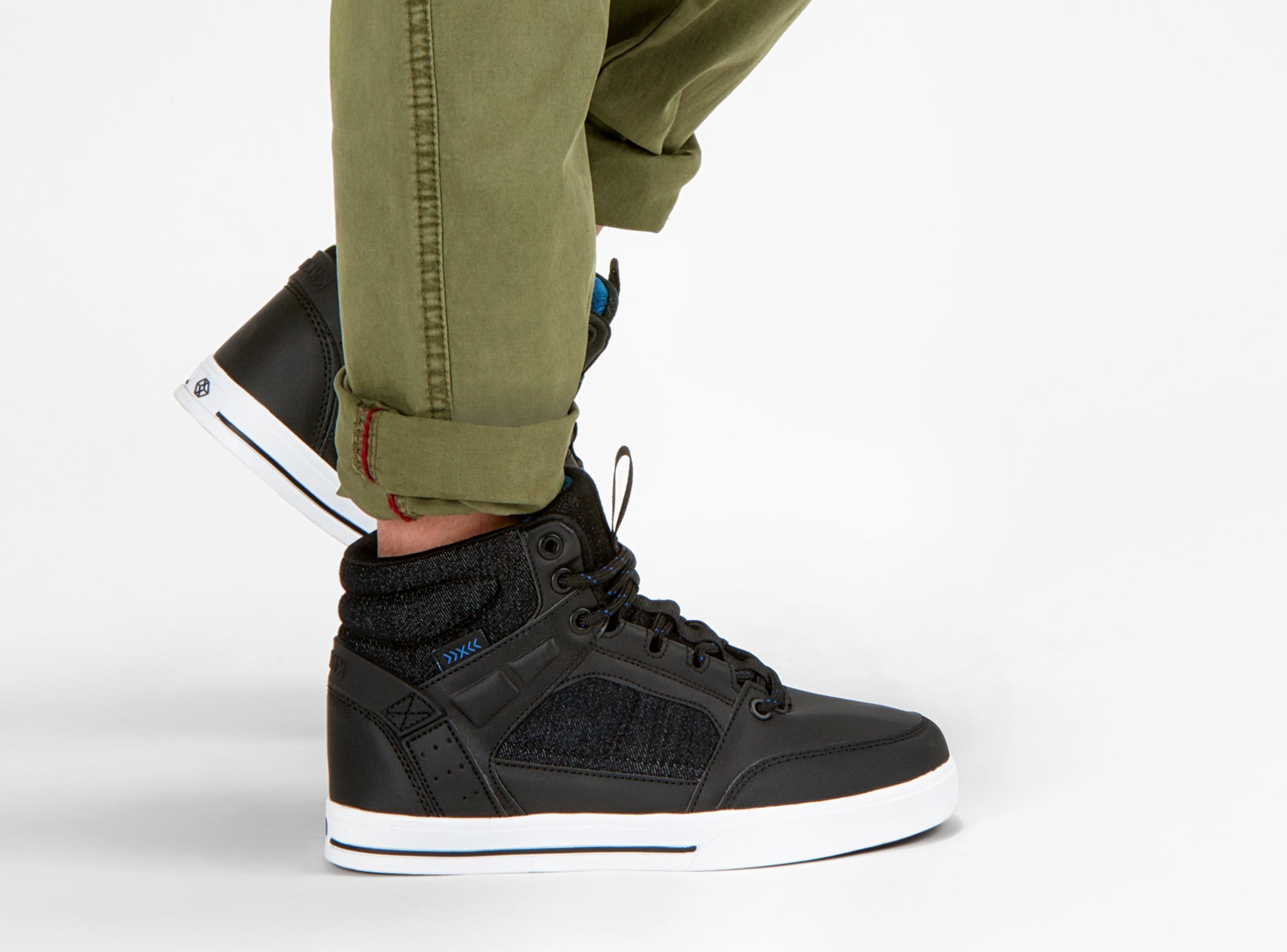 Yellow Shoes | Boys-Athletic-Skate-High Cut | Proven |