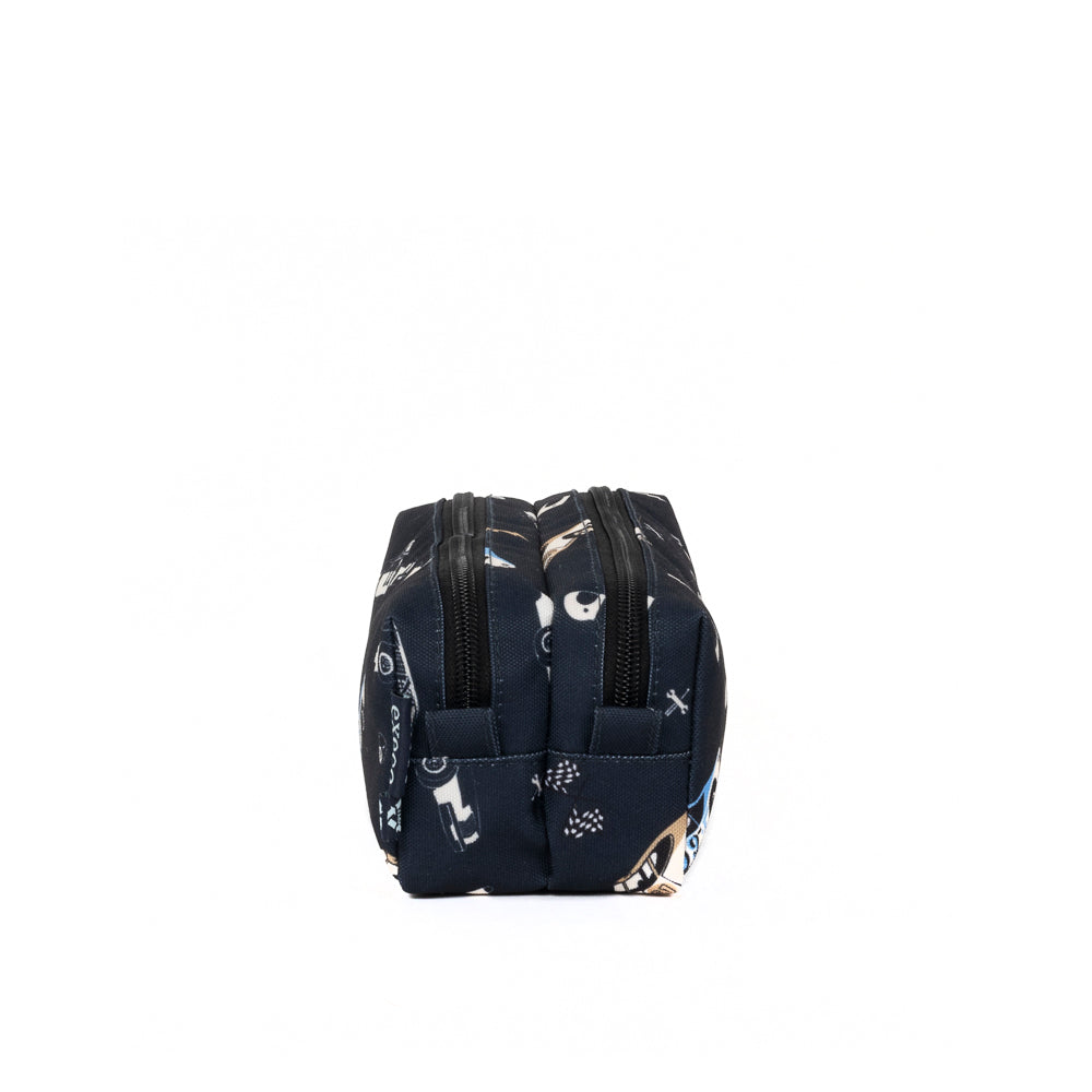 Yellow Shoes | Trousses pour enfants | Accessoires | EXECO | ÉTUI à CRAYON 2 COMPARTIMENTS REQUIN | 119680-40-EXECOAUTOSETUIACRAYONS2COMPARTIMENTS-02-EXECO | CARS 2 COMPARTMENTS PENCIL CASE-Kids Pencil Cases | Accessories-Execo-Yellow Shoes