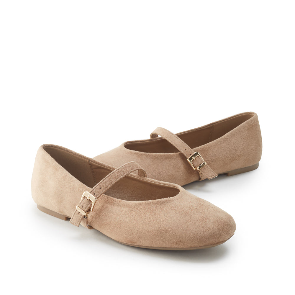 121179-35-MANUELLA-02-MANUELLA-Women's Casual Shoes-Yellow Shoes-Yellow Shoes