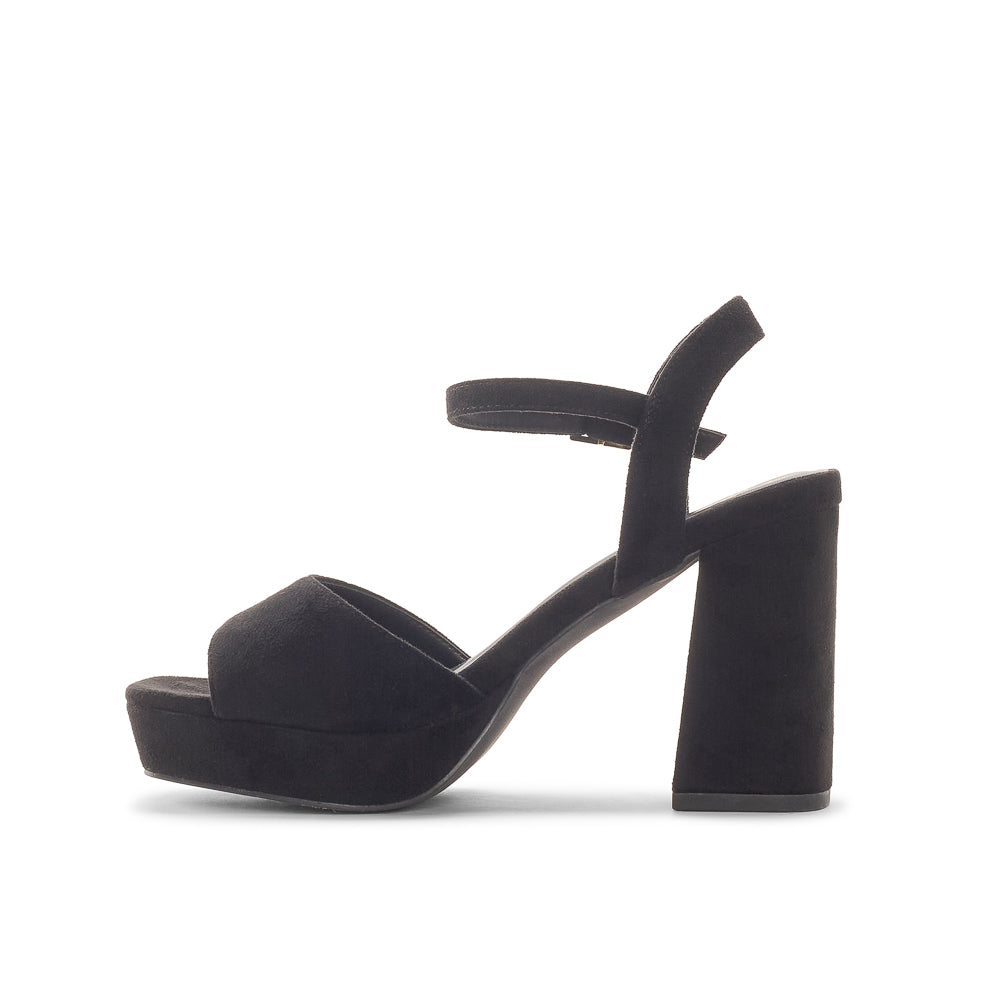 Yellow Shoes | Women's Sandals | LONDRES | 122049-01