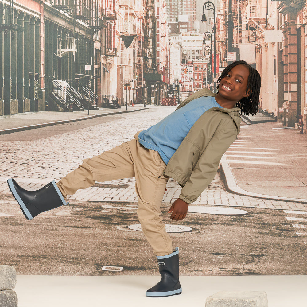 Yellow Shoes | Junior Kids Rain Boots and Rainwear | SPLASHY 2.0 | 22_SPLASHYY_NAVY2531_full-SPLASHY 2.0-Junior Kids Rain Boots and Rainwear-Riverstone-Yellow Shoes