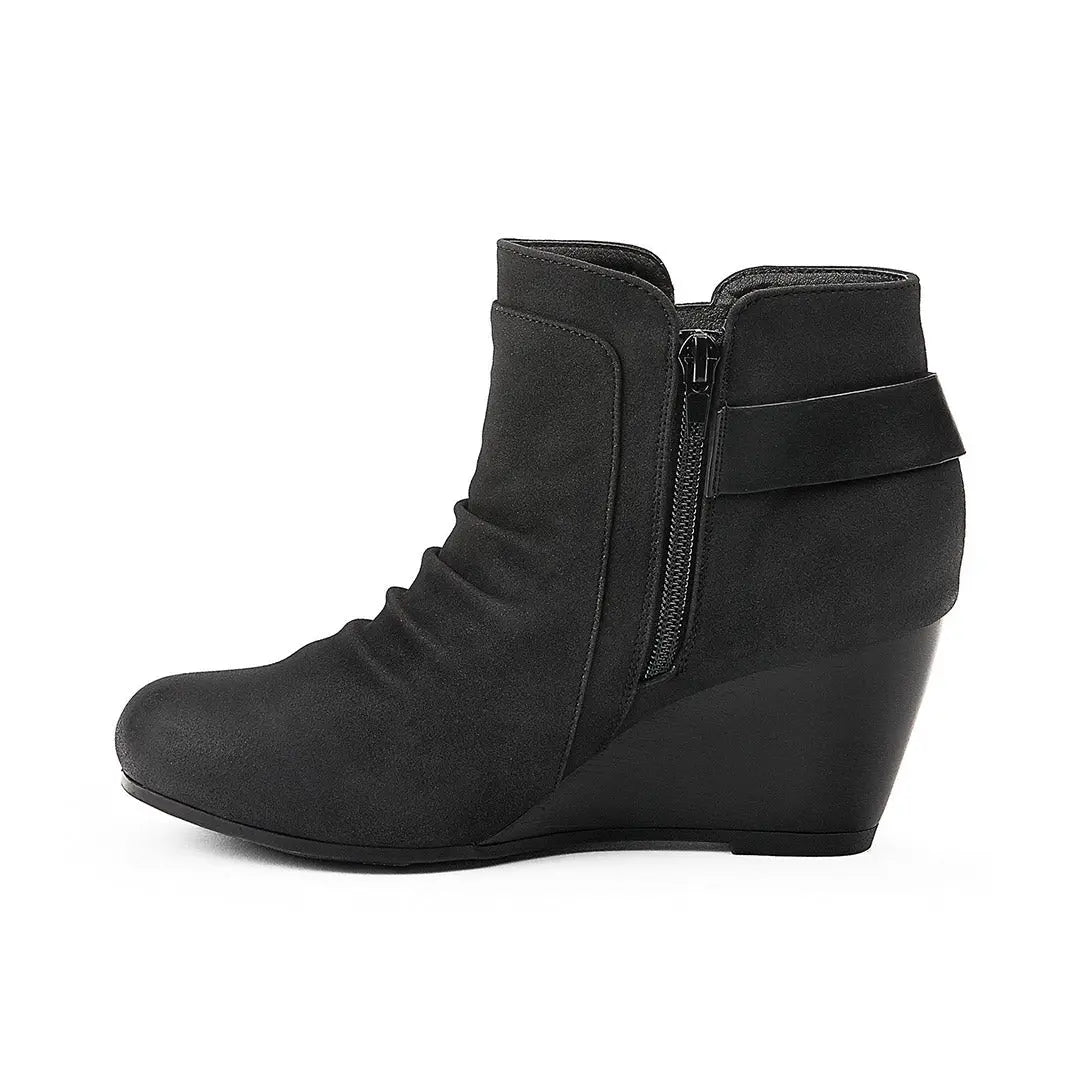 105809-01-hoss-3_30dc3bc3-66a7-4953-af6c-763475b44395-Hoss-Women's Fashion Light Boots-chelsee girl-Yellow Shoes