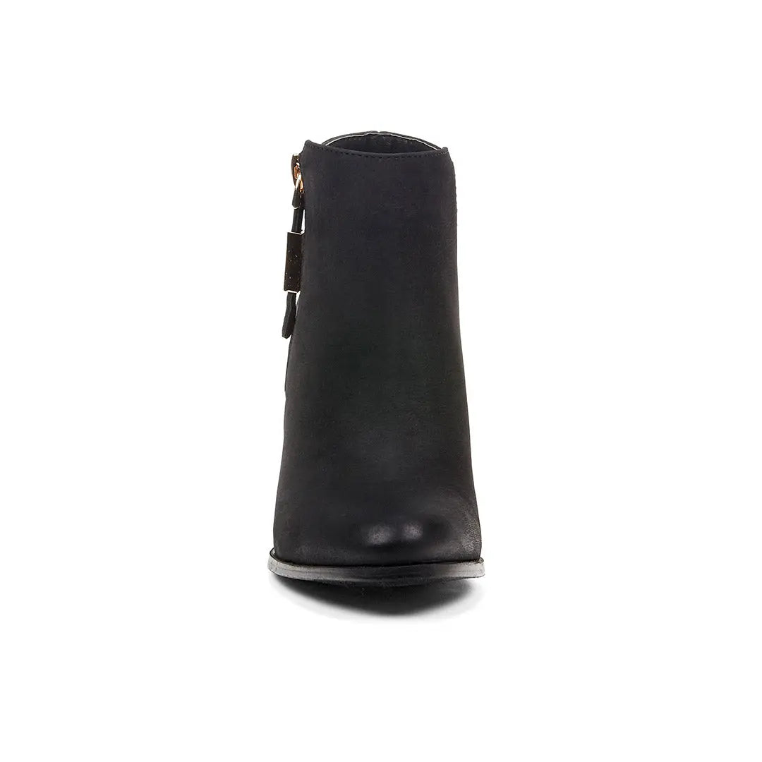 106770-01-baez-2_cbbad77a-5ca1-448f-842e-d1e12f5dd5ba-Baez-Women's Fashion Light Boots-Chelsee Girl-Yellow Shoes