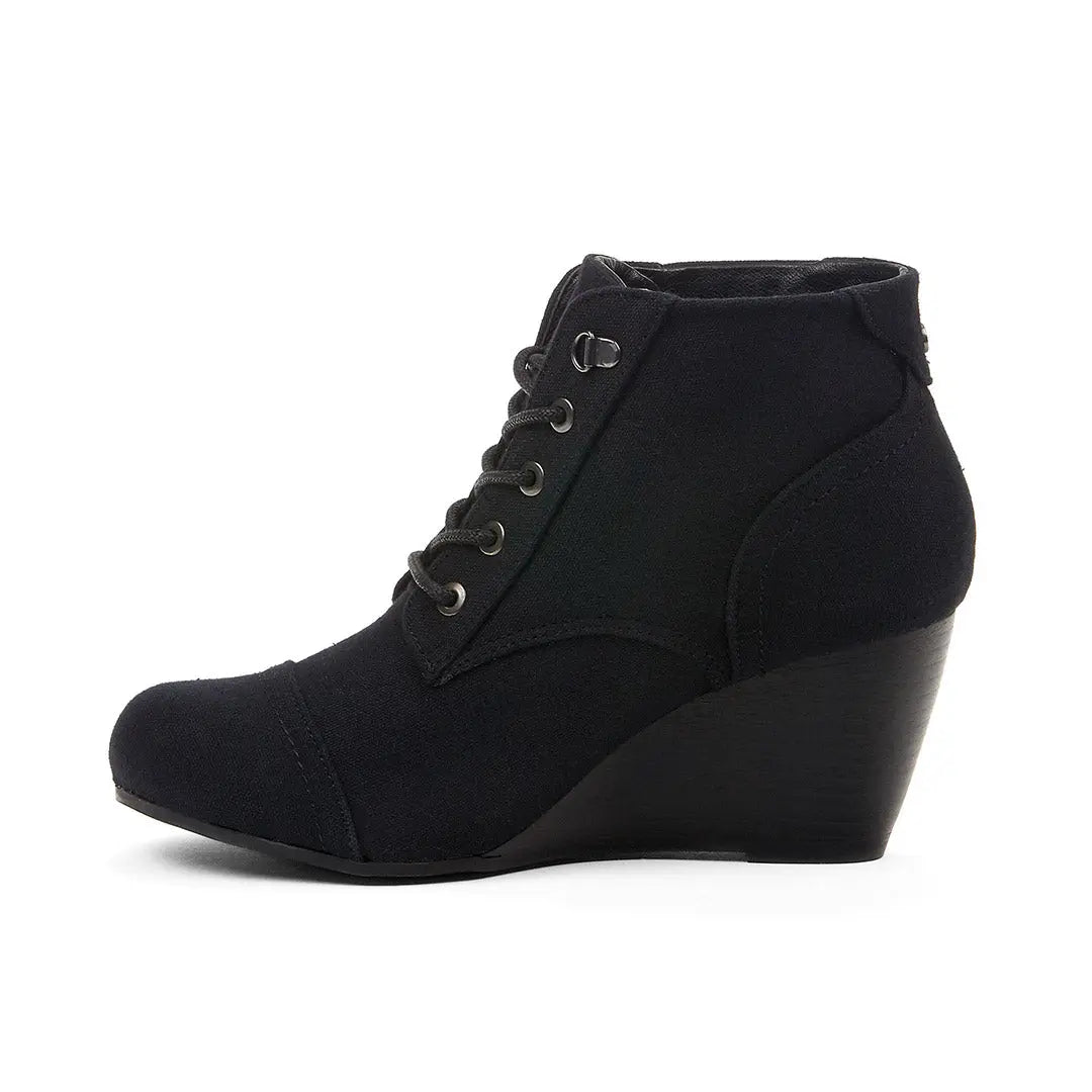 106991-01-barco-3_3d91d648-79cb-41da-8e6e-7fd822da570b-Barco-Women's Fashion Light Boots-Chelsee Girl-Yellow Shoes