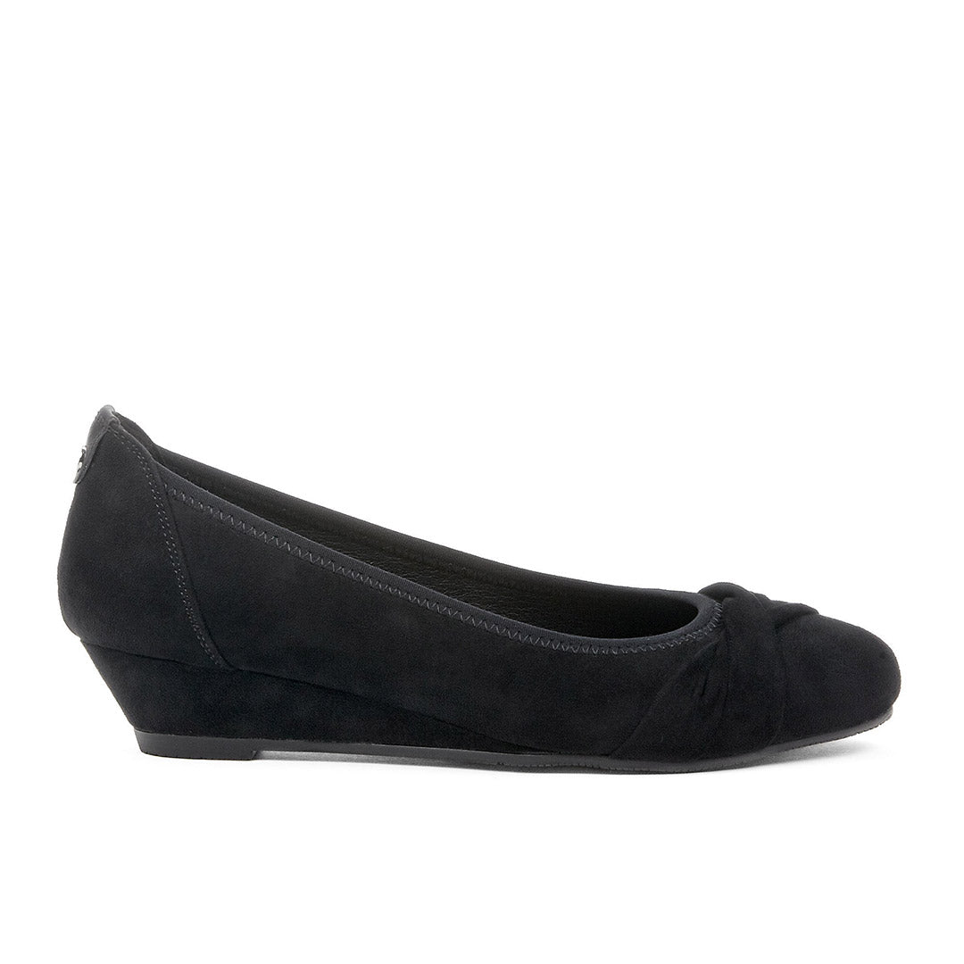 107831-01-rosebud_32a5f685-fb74-48c3-b608-a028c659f3bc-1712600050-Rosebud-Women's Comfort Shoes-Chelsee Girl-Yellow Shoes