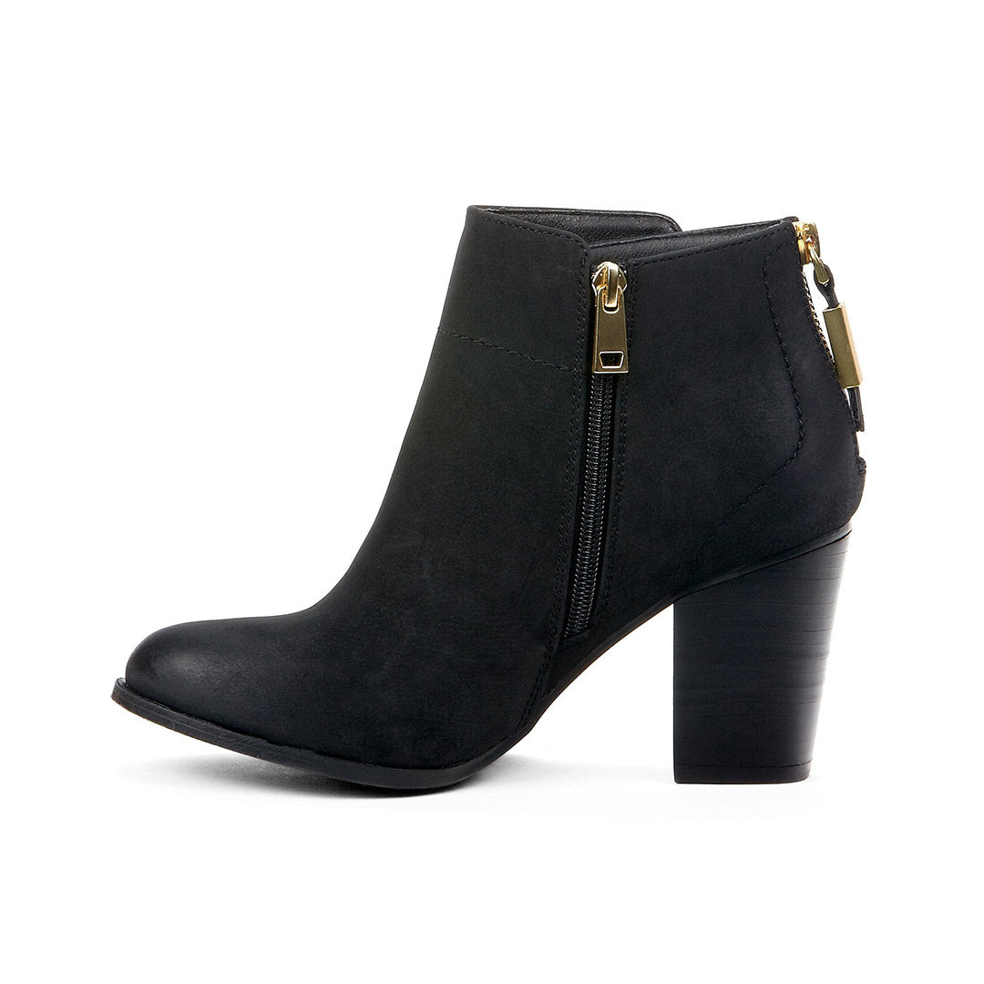 107888-01-montana-3_8945219d-6d80-4cd2-99c8-c936e2972e95-Montana-Women's Fashion Light Boots-Chelsee Girl-Yellow Shoes