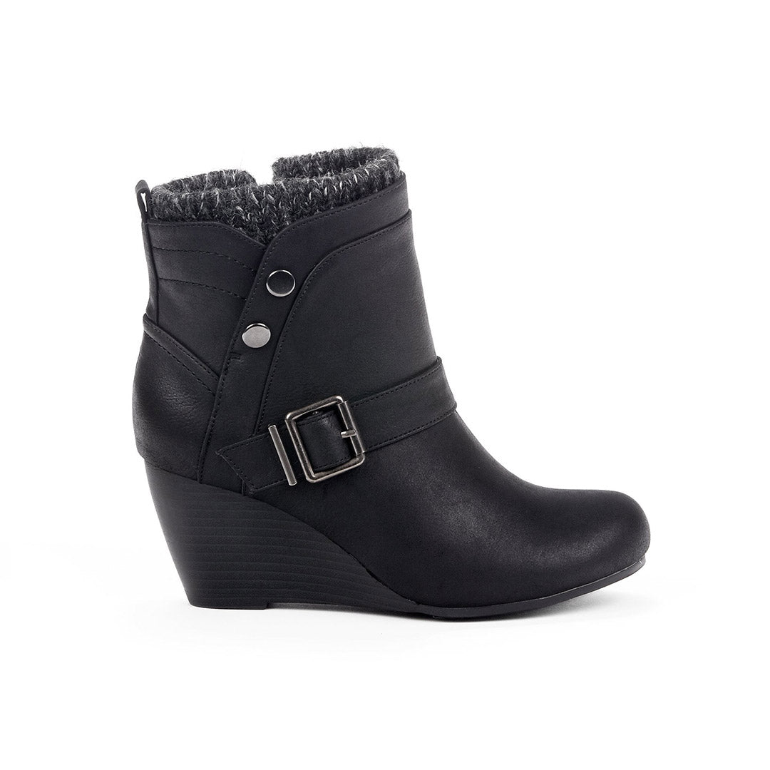 108307-01-exiled-1758700050-Exiled-Women's Winter Boots-Chelsee Girl-Yellow Shoes