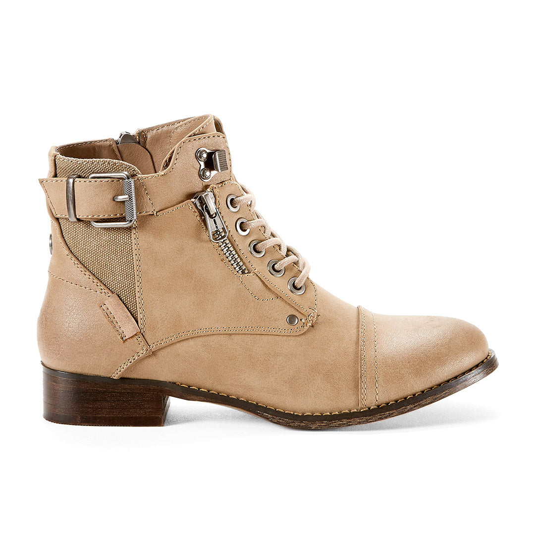 109127-25-highway_714fc5d7-b66e-4550-97a6-244a57d855f1-1841700098-Highway-Women's Fashion Light Boots-Chelsee Girl-Yellow Shoes