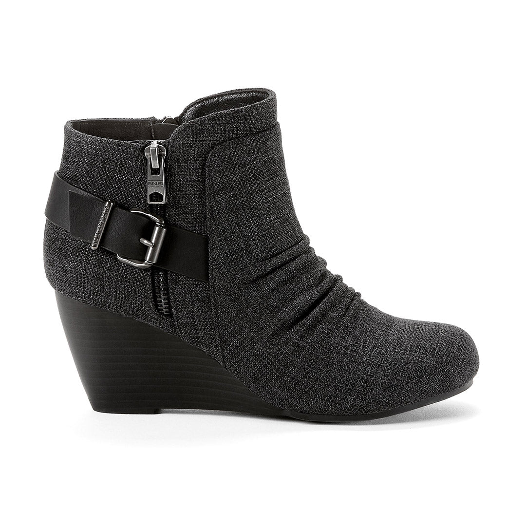 109133-01-elcamino_976587f9-9b6b-41f7-b90a-9250fe087f2a-1842200050-Elcamino-Women's Fashion Light Boots-Chelsee Girl-Yellow Shoes