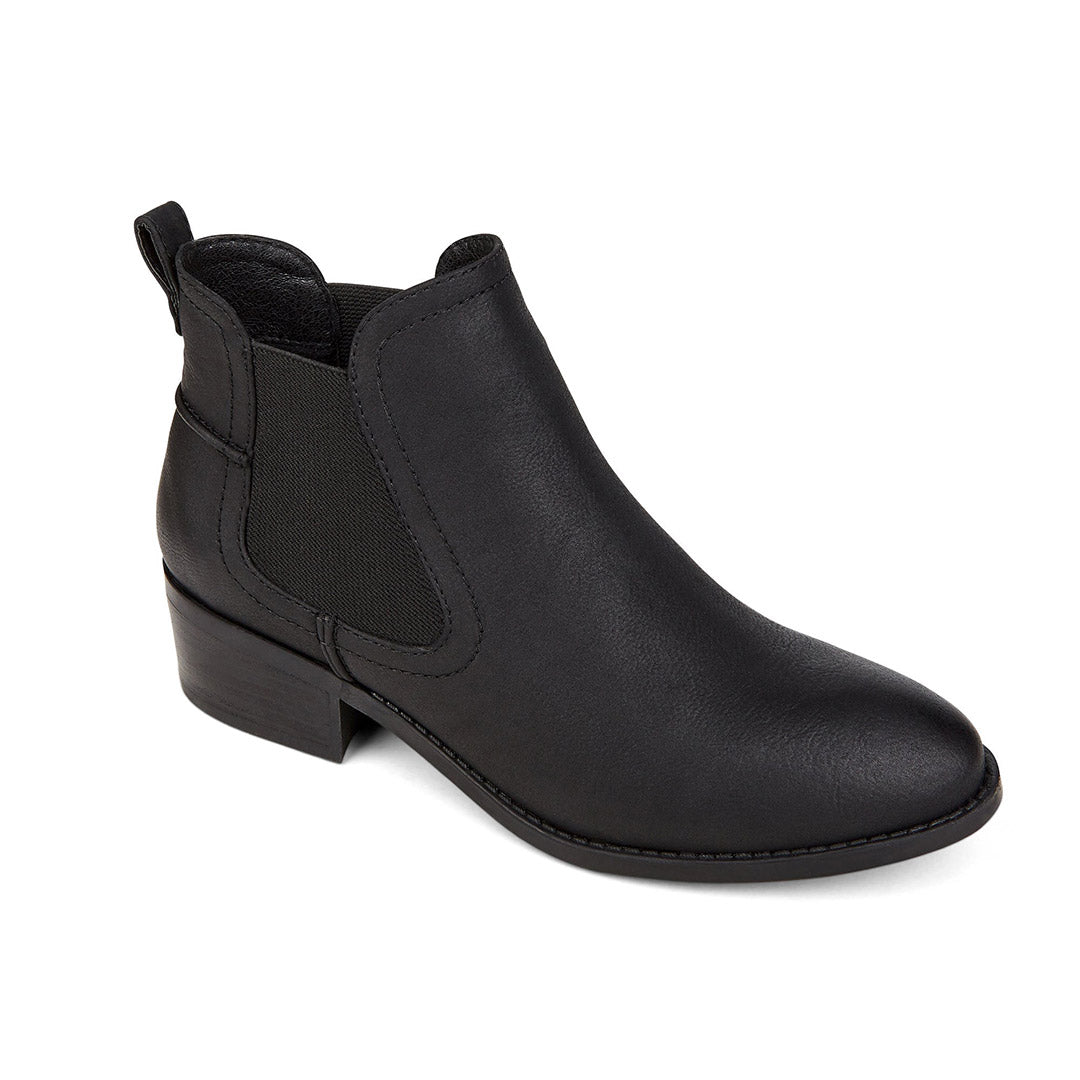 109668-01-undercover-03_00973231-71ba-48dd-afa2-8b1caee501e8-Undercover-Women's Fashion Light Boots-Chelsee Girl-Yellow Shoes