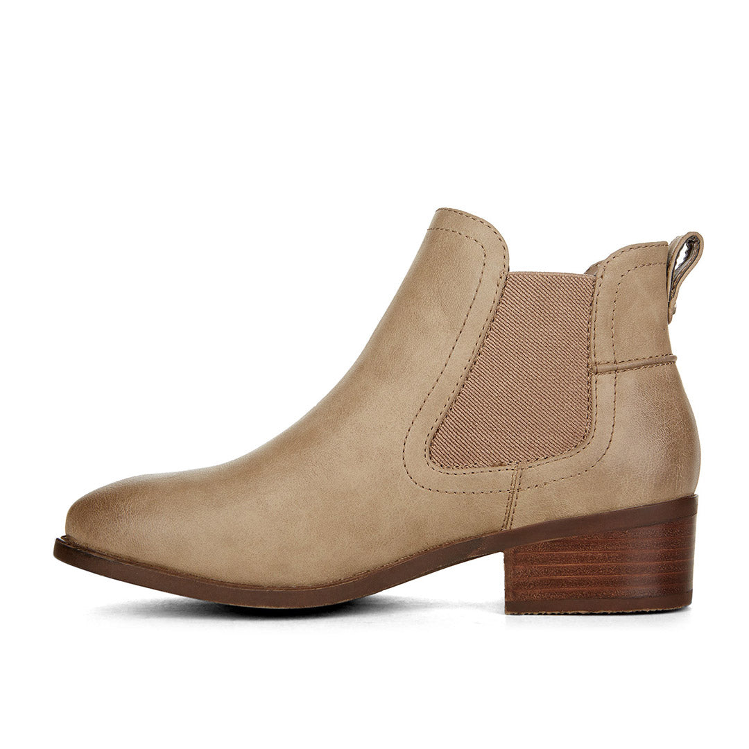 109668-25-undercover-02-Undercover-Women's Fashion Light Boots-Chelsee Girl-Yellow Shoes