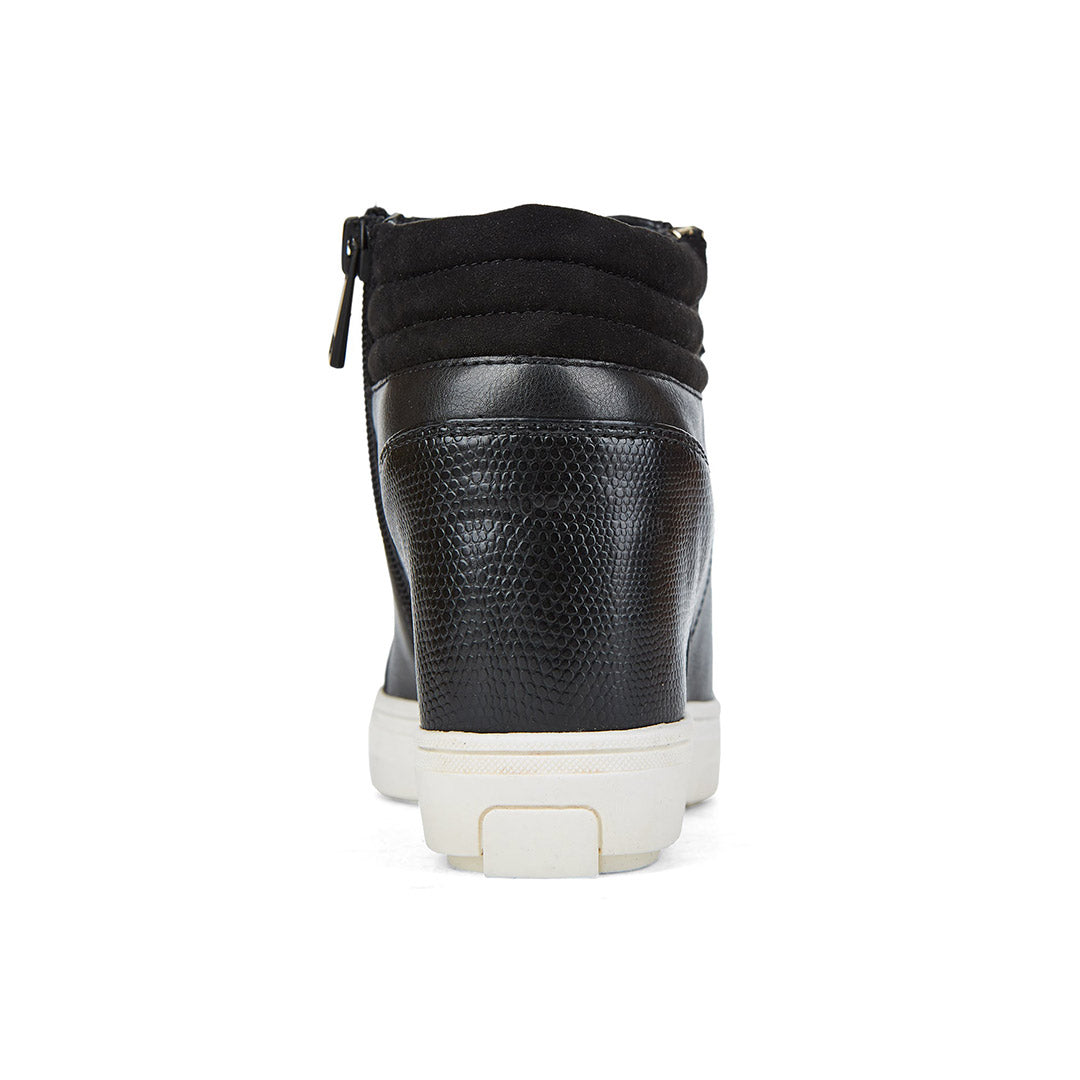 110308-01-saturday-05-Saturday-Women's Sneakers-Chelsee Girl-Yellow Shoes