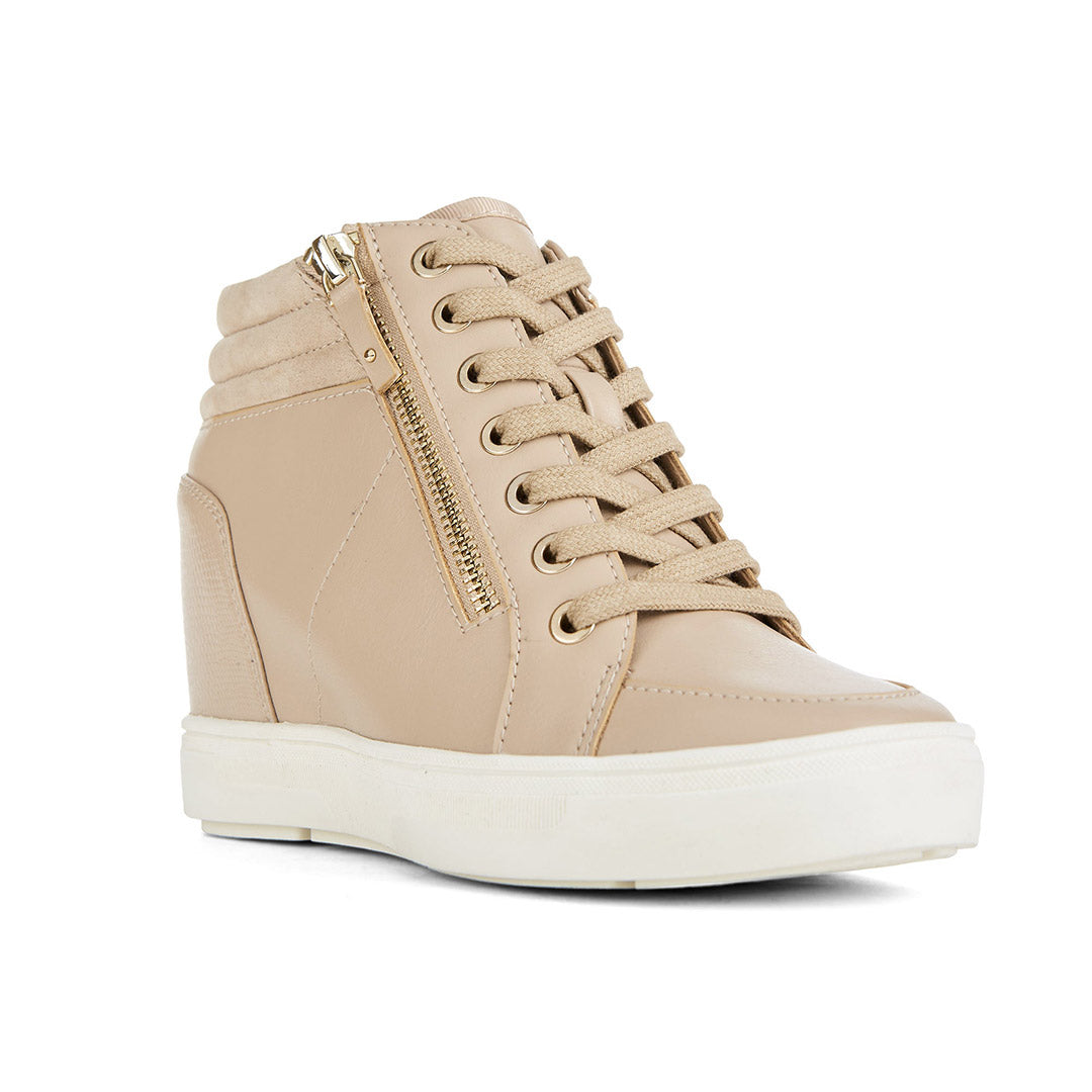 110308-68-saturday-03_f200f90f-826f-470e-9e54-c058269dd252-Saturday-Women's Sneakers-Chelsee Girl-Yellow Shoes