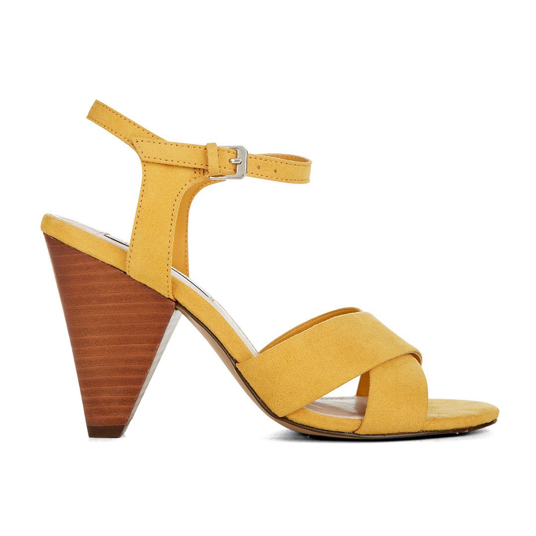 111293-64-dulcis-01_a1fb08bb-1f64-483b-a1a8-ef4afb6546ad-2046100122-Dulcis-Women's Sandals-Chelsee Girl-Yellow Shoes