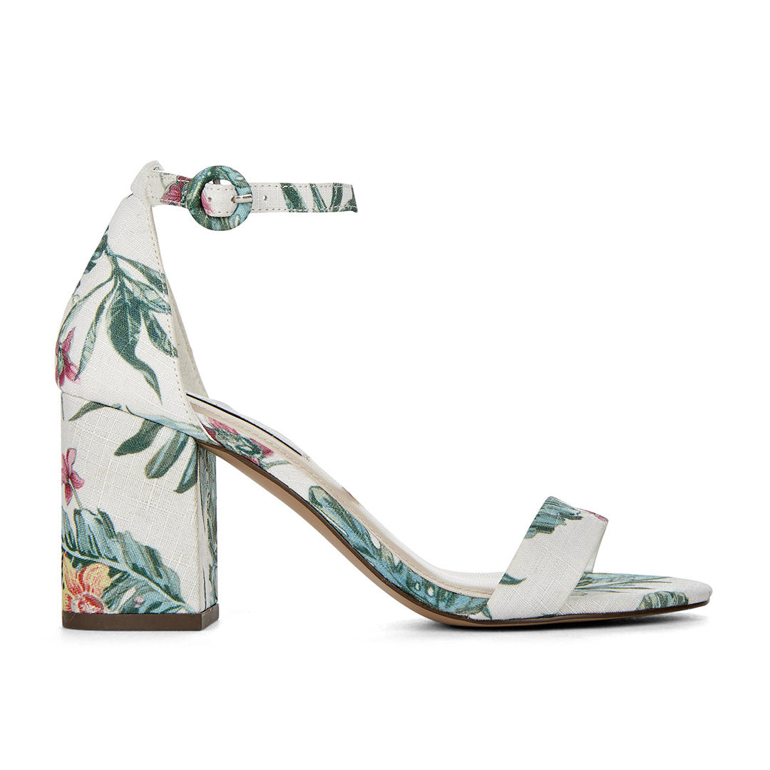 111300-71-raffaella-01-2047800146-Raffaella-Women's Sandals-Chelsee Girl-Yellow Shoes