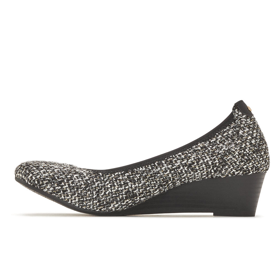 116936-71-JUDY-3_09ff6228-a004-47bb-9c68-98195592a6c0-Judy-Women's Dress Shoes-Yellow-Yellow Shoes