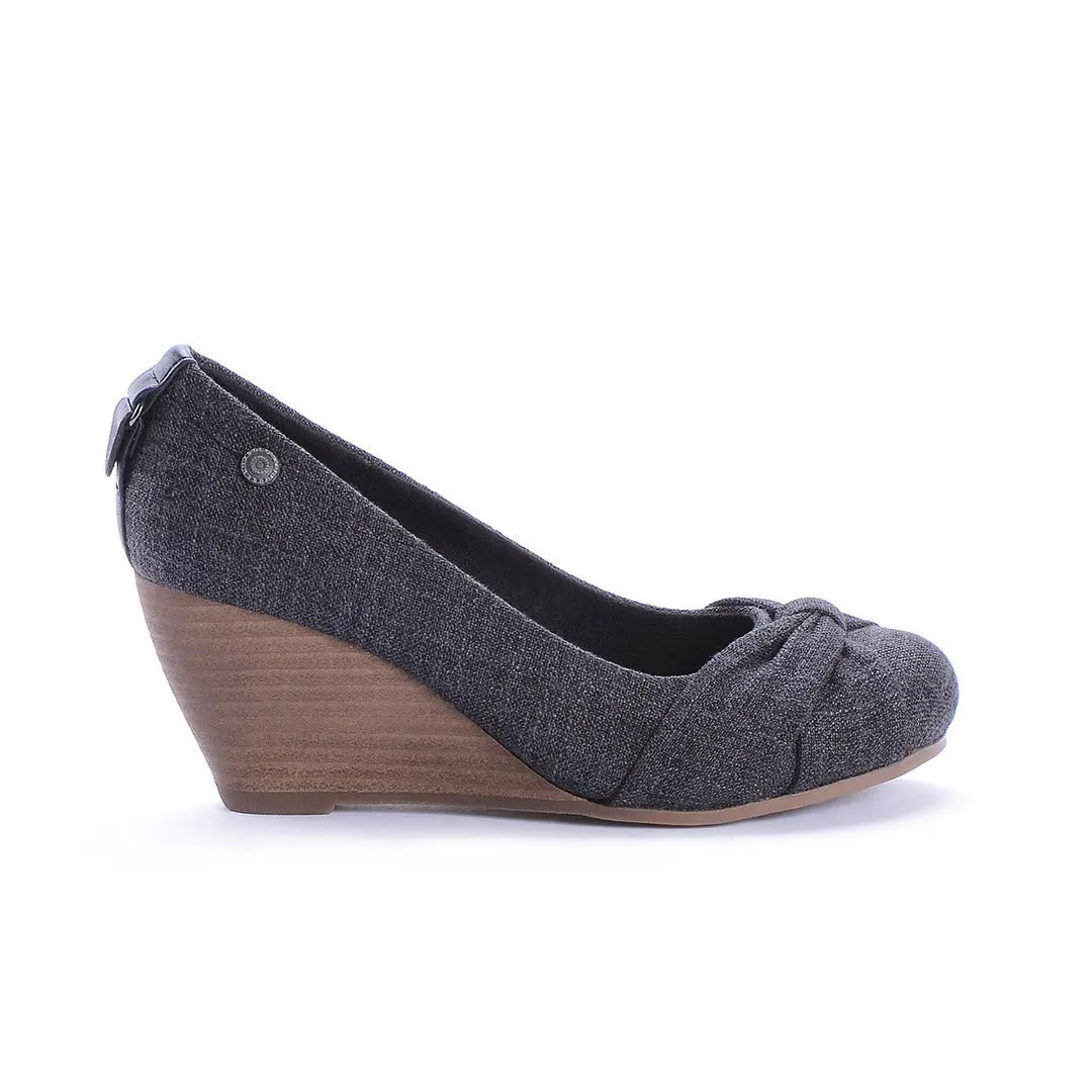 FREEBIRD-47-1_747e5737-68dd-4147-b552-8c6f27e3e985-1379400118-Freebird-Women's Shoes-CHELSEE GIRL-Yellow Shoes