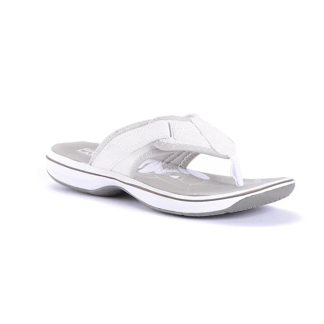 HEAT_WAVE_tong-70-2_7941f992-54d3-4613-bf99-0f9bf93e73ec-1410400092-Heat Wave Tong-Women's Sandals-RIVERLAND-Yellow Shoes