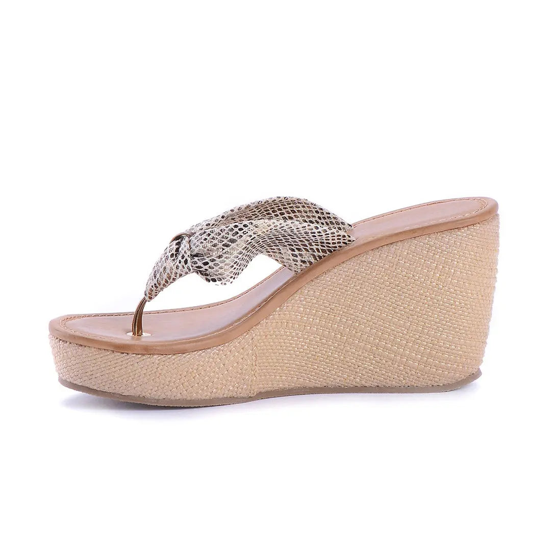 PEGGY-18-4_cbbd8c62-4c08-40c1-a58f-b2088a2e9495-Peggy-Women's Sandals-CHELSEE GIRL-Yellow Shoes
