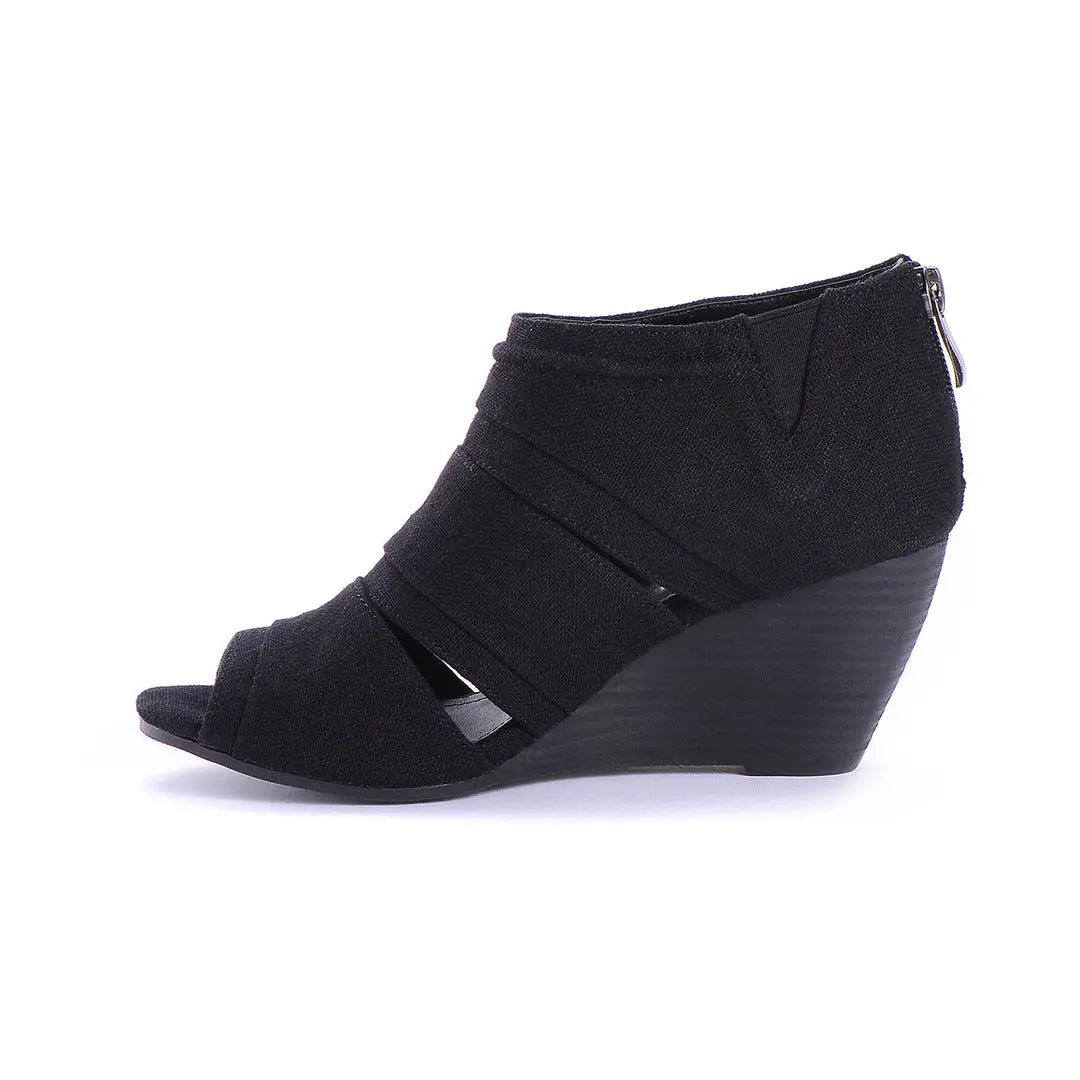 SCORPIO-01-4_dec55ef5-86b2-416f-bf0a-db815af0b71f-Scorpio-Women's Sandals-CHELSEE GIRL-Yellow Shoes