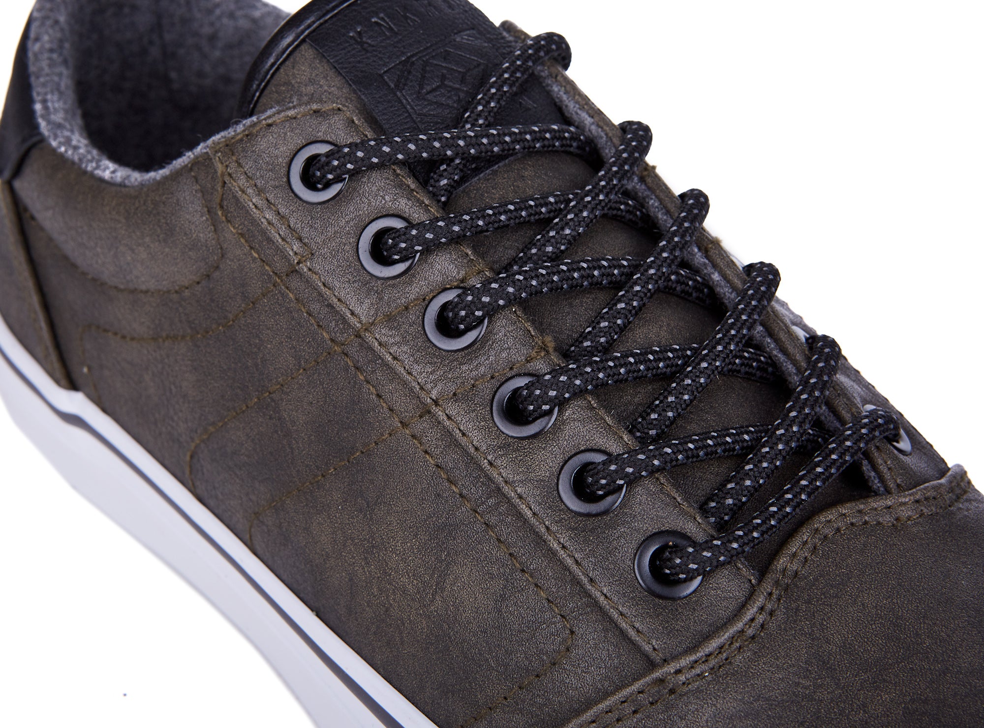 Yellow Shoes | Mens-Athletic-Skate-Low Cut | Foxtrot | 