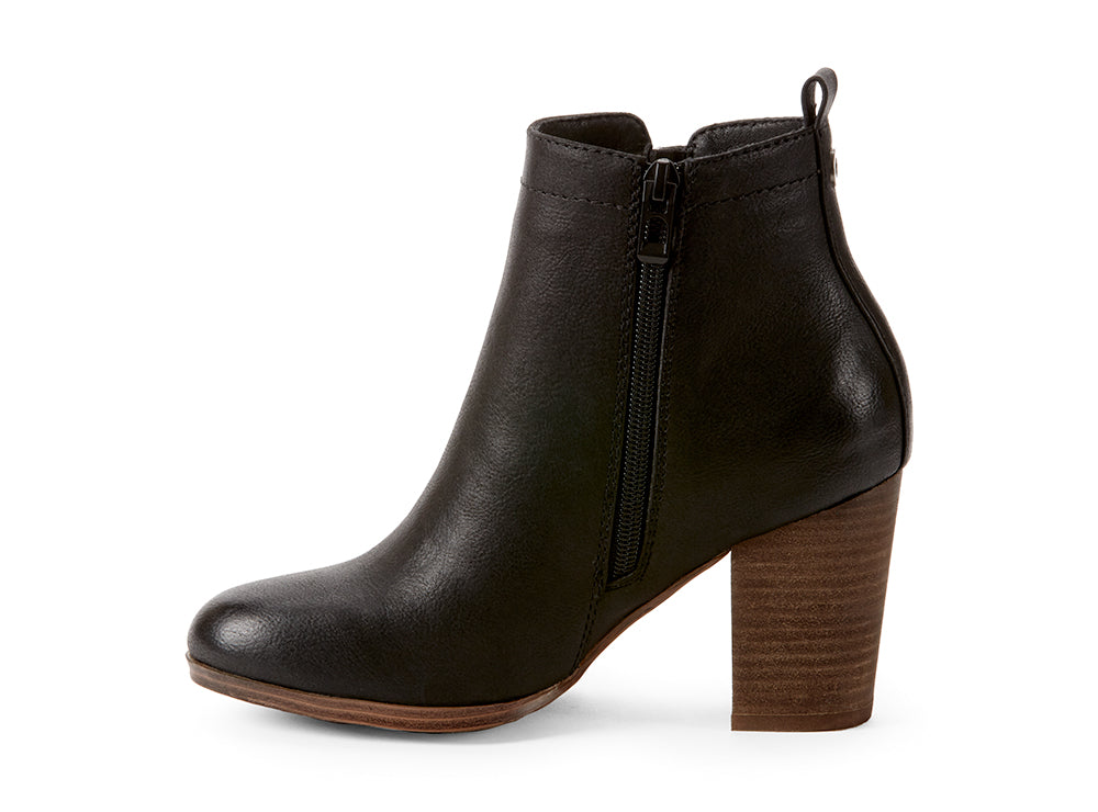 Yellow Shoes | Womens-Light Boots-Casual-Low Shaft & Med Heel | Analog | 