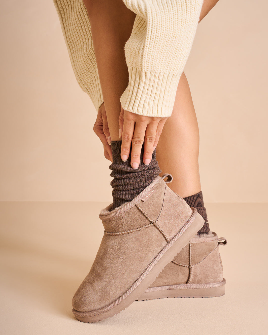 120337-25-LEGEND-07-LEGEND - RIVERLAND HERITAGE-Women's Winter Boots-Riverland-Yellow Shoes