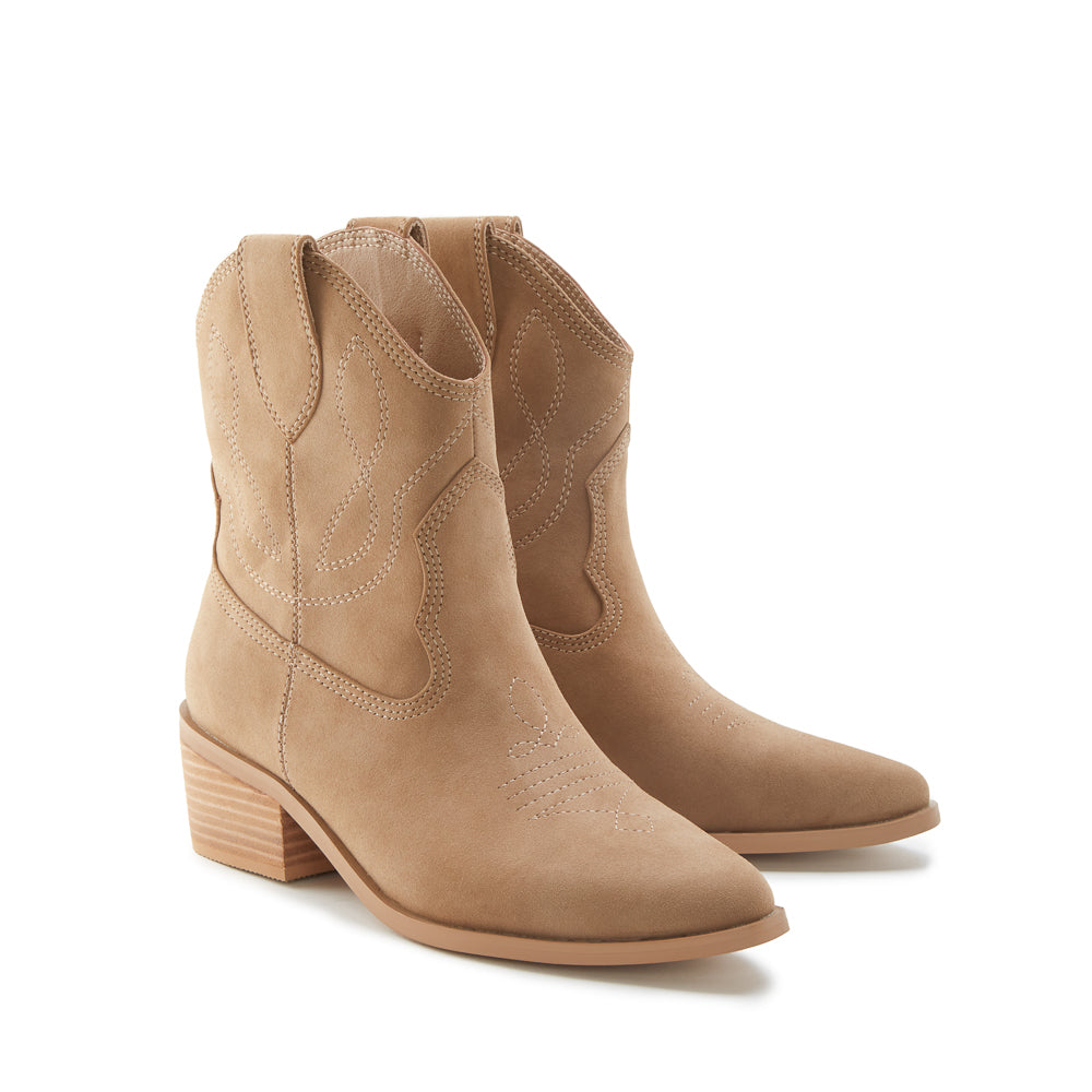Yellow Shoes | Womens-Light Boots-Casual-Med Shaft & Med Heel | NASHVILLE | 