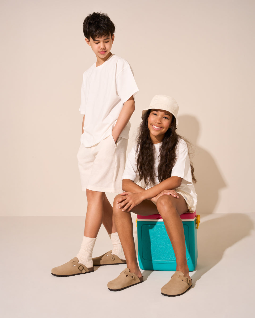 MULTI_COLUMN_3_4f5142e6-39cd-425e-867b-7e535326e989-Yellow Shoes