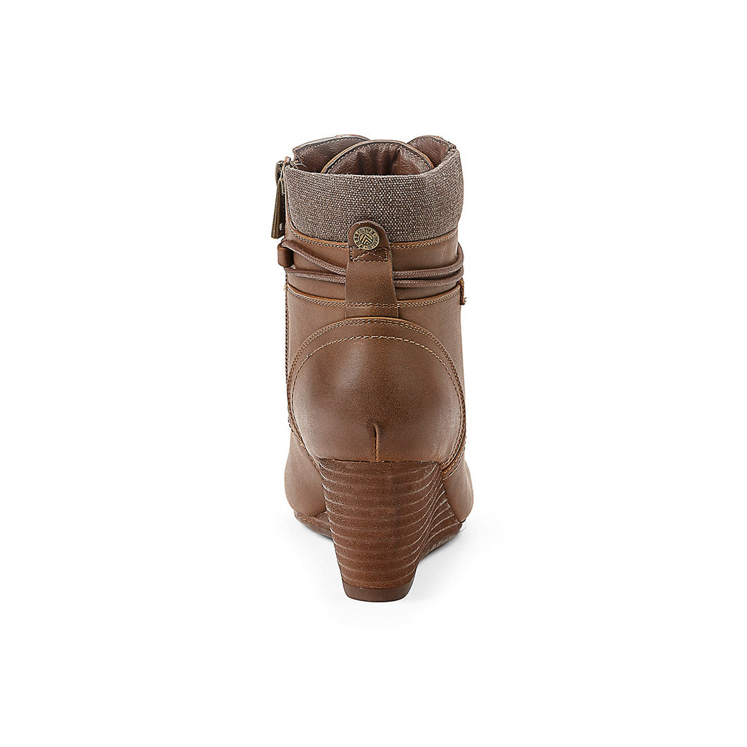 105813-31-route-4_9f286e27-f3c4-43c6-a984-e8aa050e6b1a-Route-Women's Fashion Light Boots-chelsee girl-Yellow Shoes