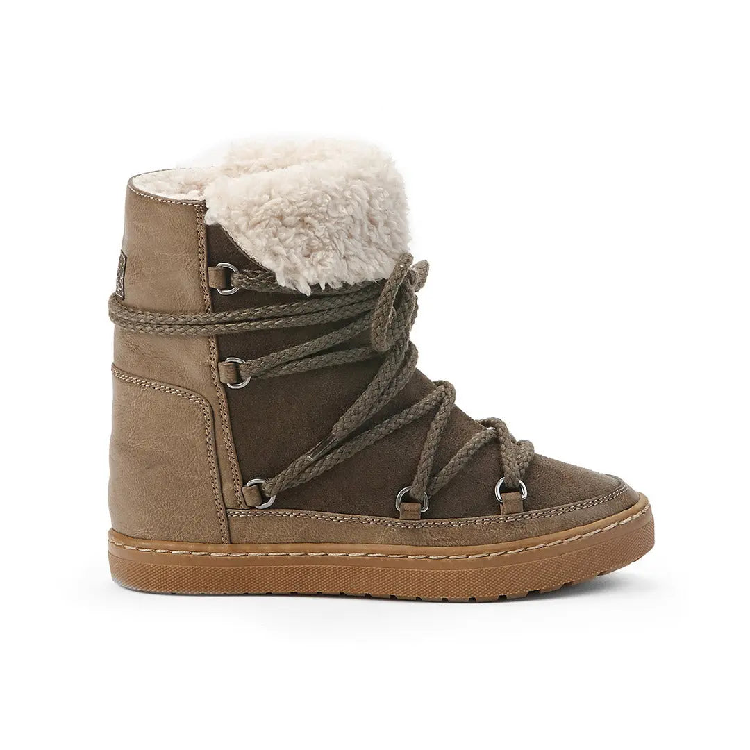 105946-61-blizzy-105946-61-Blizzy-Women's Winter Boots-Chelsee Girl-Yellow Shoes