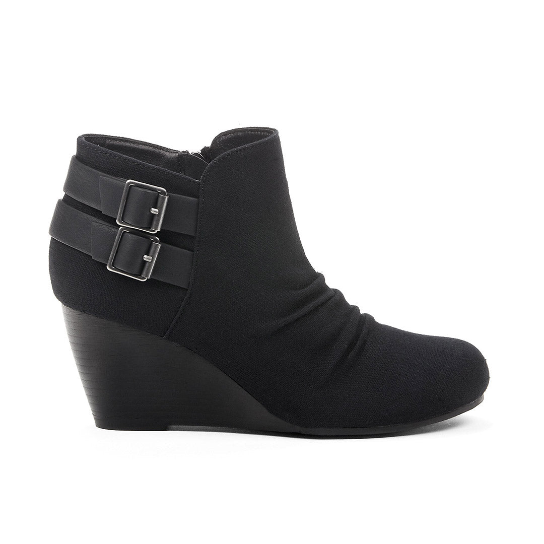 106990-01-joplin_ca24172f-c4b8-4565-9529-5474c866f96c-1636700050-Joplin-Women's Fashion Light Boots-Chelsee Girl-Yellow Shoes
