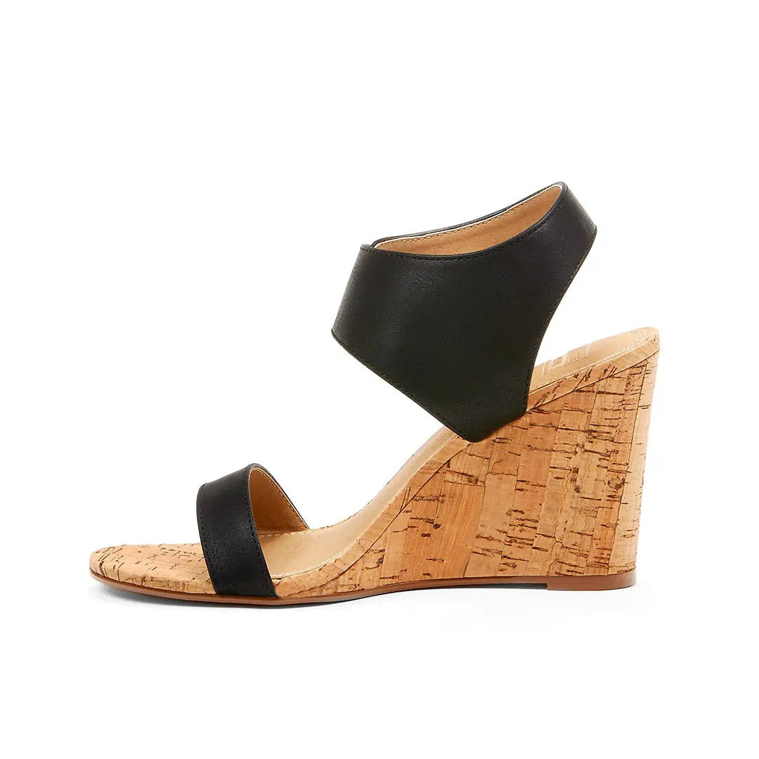 107081-01-beila-3_fc1c32d1-a4db-4846-9bcc-49fa839051fb-Beila-Women's Sandals-Chelsee Girl-Yellow Shoes