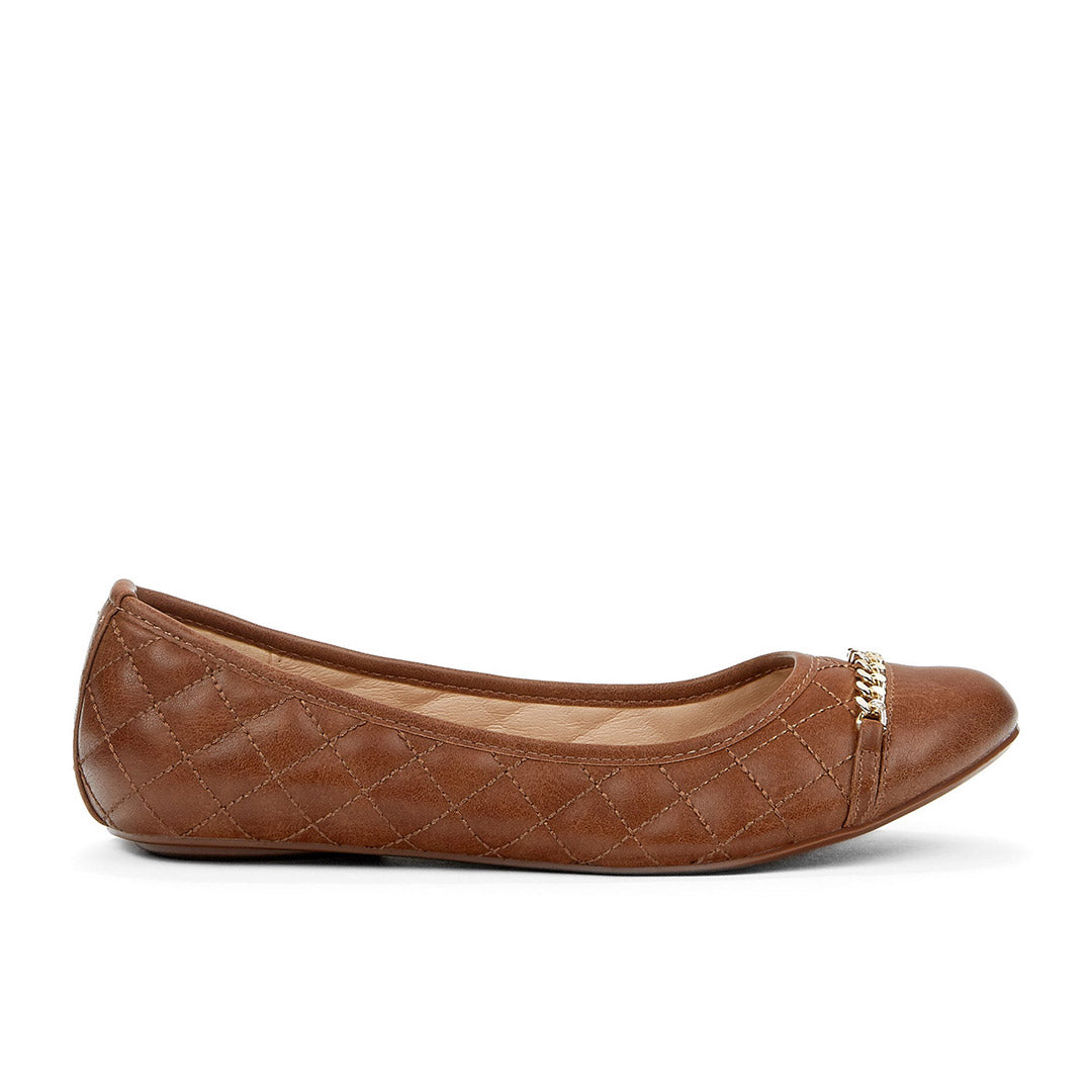 107850-31-alive_7929c430-2877-446e-a1dd-17376a0a730e-1717500122-Alive-Women's Casual Shoes-Chelsee Girl-Yellow Shoes