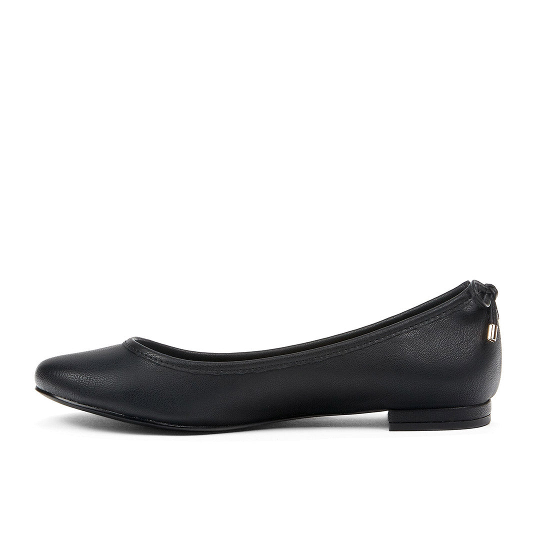 107852-01-prettynoise-3_ccf8c4b7-df8a-4c6f-b32e-c3d7074bb95a-Prettynoise-Women's Casual Shoes-Chelsee Girl-Yellow Shoes