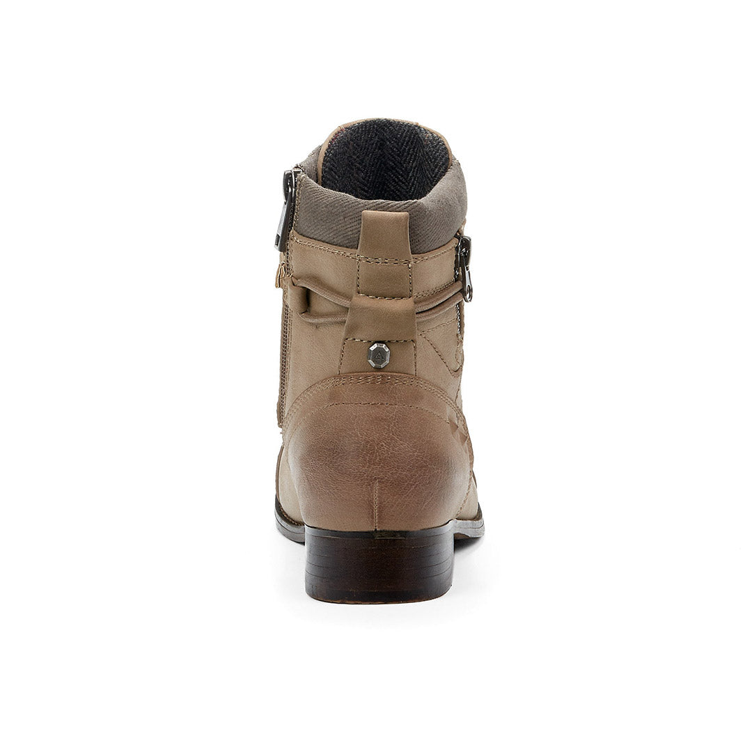 107999-25-stomper-4_86c001c3-cb80-4051-aaa9-dcfb02b0815a-Stomper-Women's Fashion Light Boots-Chelsee Girl-Yellow Shoes