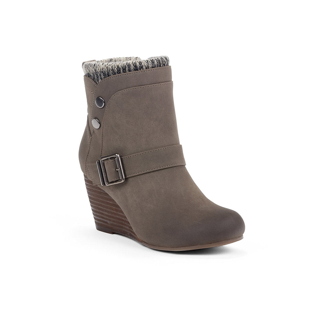 108307-25-exiled-1-Exiled-Women's Winter Boots-Chelsee Girl-Yellow Shoes