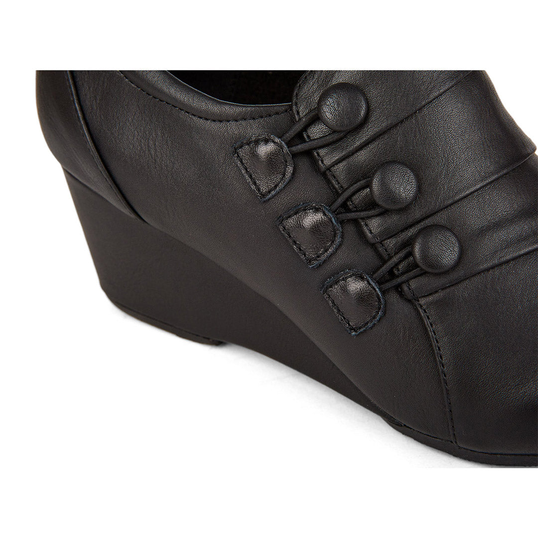 109741-01-lounger-06_ae2977c3-ebf6-4b13-9b6b-69dfae12a5df-Lounger-Women's Comfort Shoes-Rl-Yellow Shoes