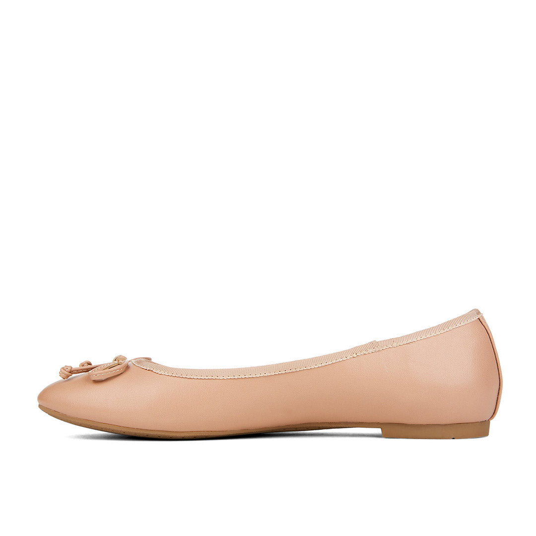 110016-21-mantraa-02-Mantraa-Women's Dress Shoes-Chelsee Girl-Yellow Shoes