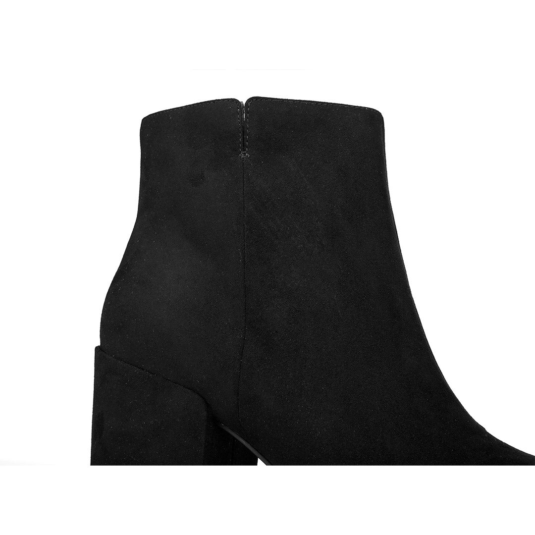 110070-01-minimal-06-Minimal-Women's Fashion Light Boots-Chelsee Girl-Yellow Shoes
