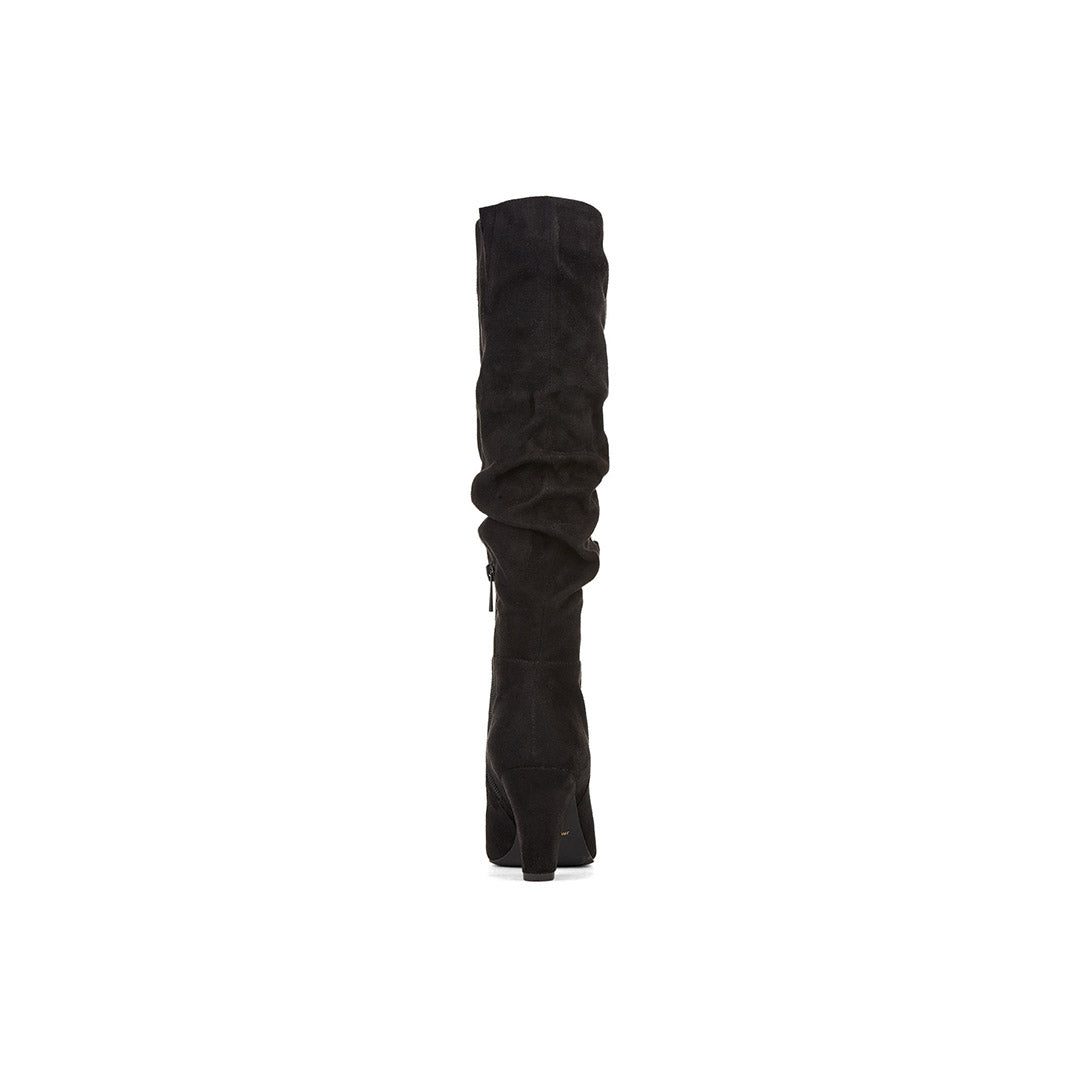 110073-01-posing-05-Posing-Women's Fashion Light Boots-Chelsee Girl-Yellow Shoes