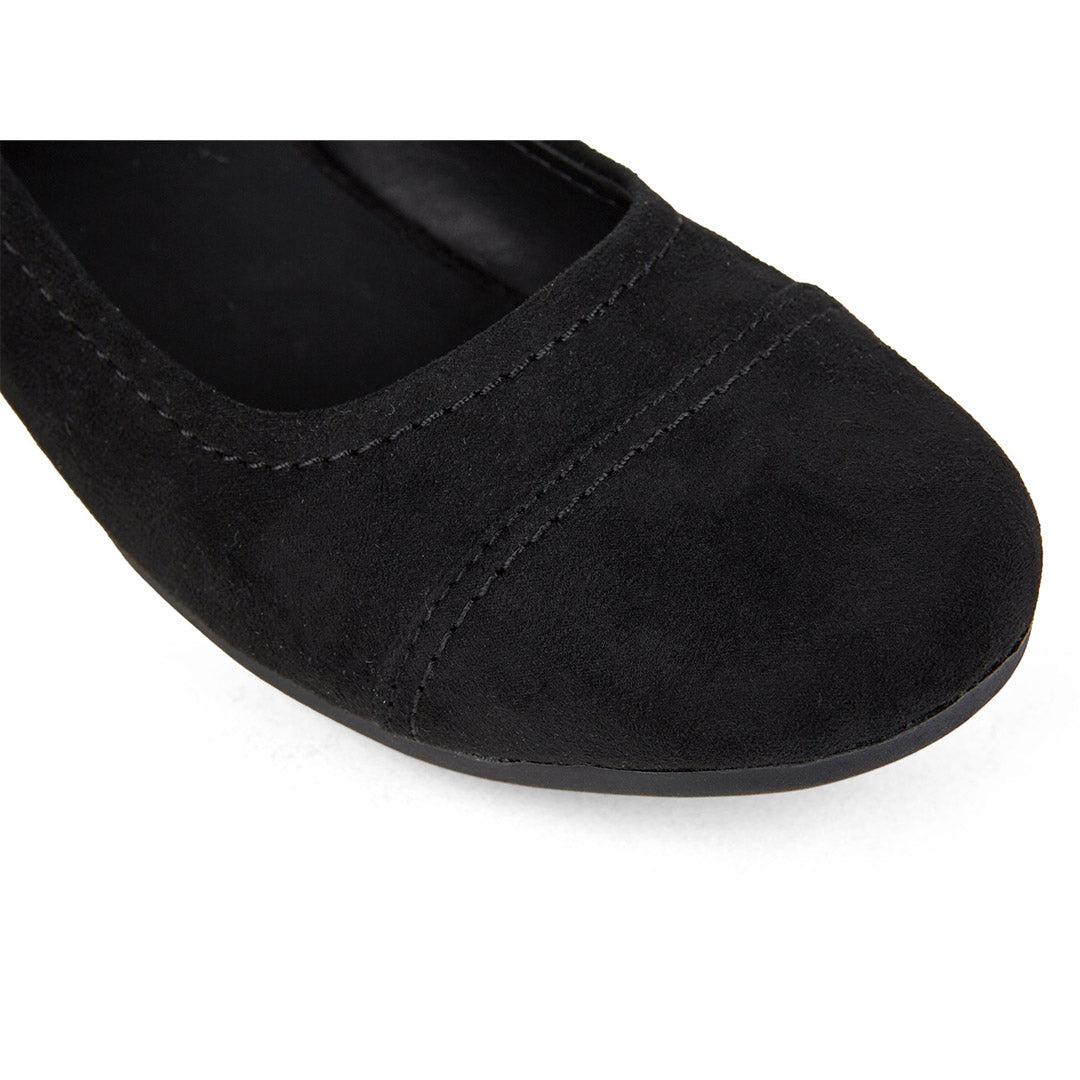 110306-01-dossier-06-Dossier-Women's Comfort Shoes-Chelsee Girl-Yellow Shoes