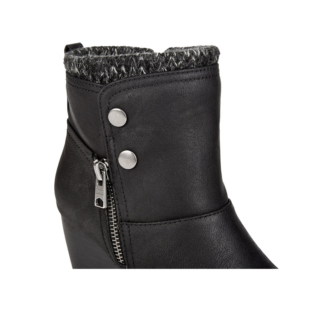 110371-01-willows-06-Willows-Women's Winter Boots-Chelsee Girl-Yellow Shoes