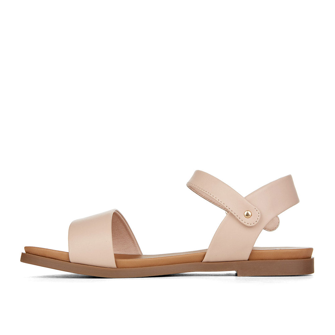 111330-68-lunar-02_fd807bee-2b7e-4b37-b99d-706af2eb57ff-Lunar-Women's Sandals-Chelsee Girl-Yellow Shoes