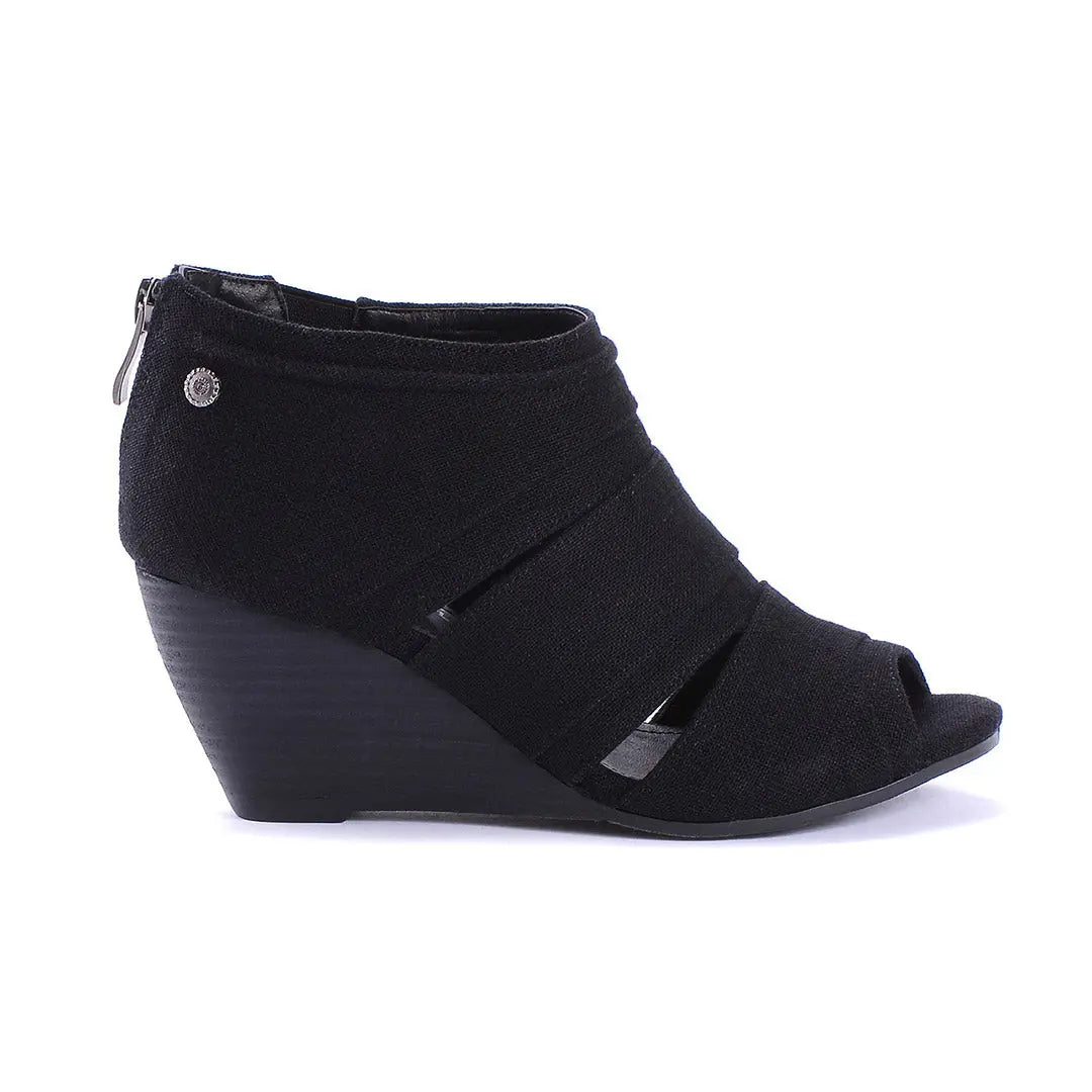 SCORPIO-01-1_082ee67e-e80b-4159-9580-772ca7590436-104953-01-Scorpio-Women's Sandals-CHELSEE GIRL-Yellow Shoes