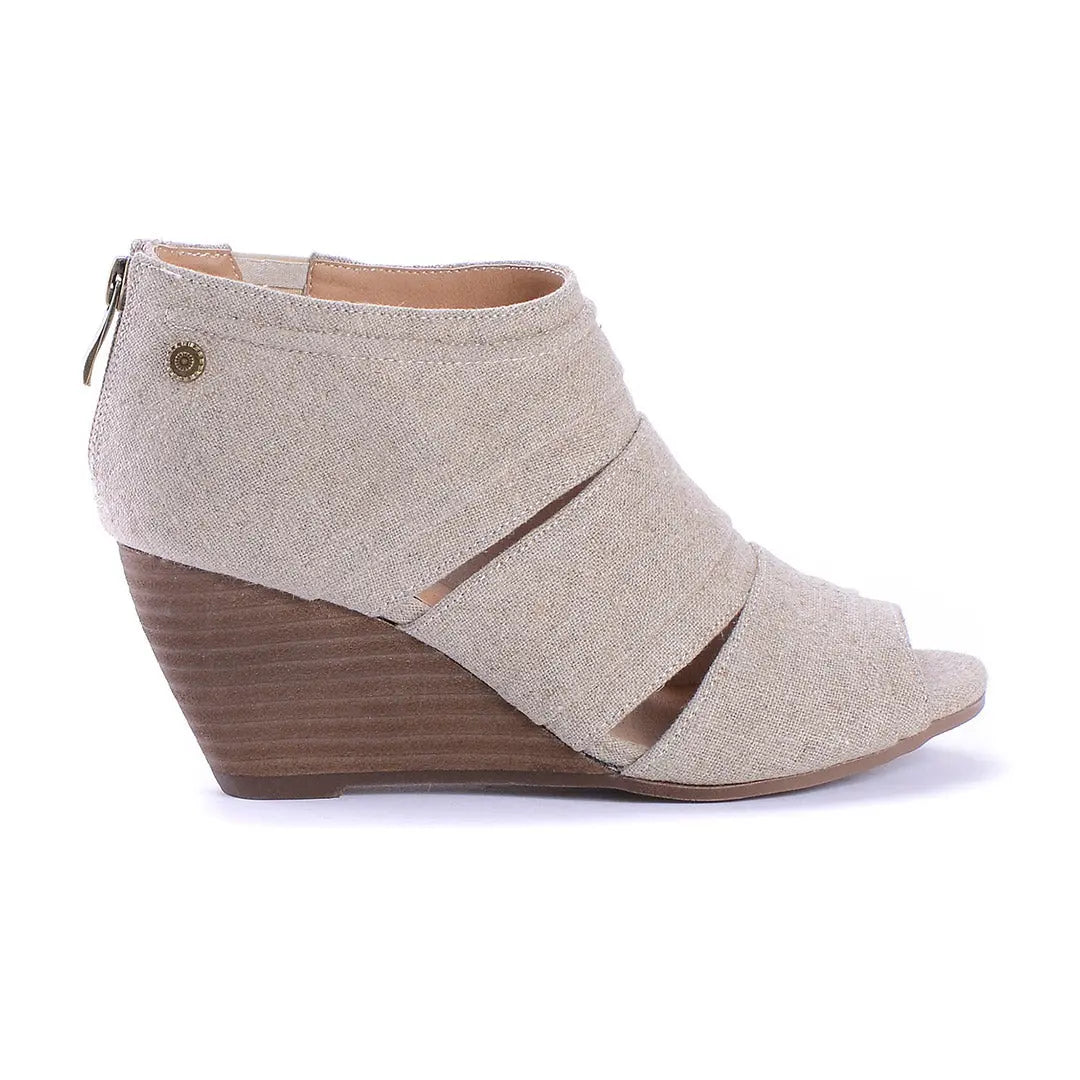 SCORPIO-22-1_40d759aa-0ece-4ef3-9e4f-8bb349087b15-104953-22-Scorpio-Women's Sandals-CHELSEE GIRL-Yellow Shoes