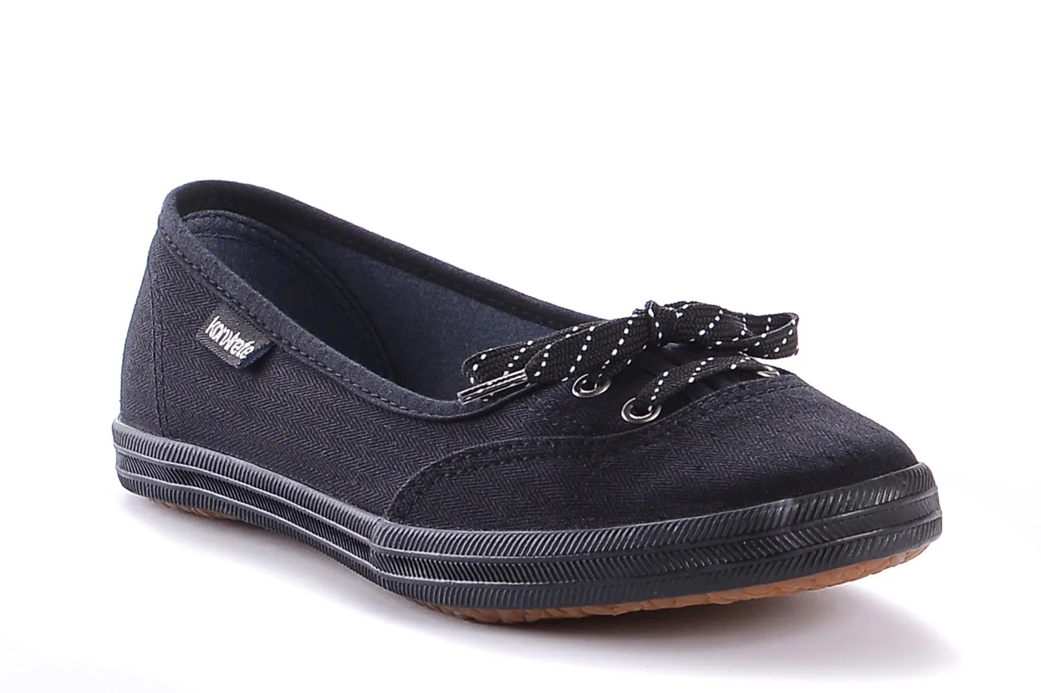 Yellow Shoes | Womens-Athletic-Skate-Low Cut | Séline | seline-01_725d6abd-3f4d-4825-9d2b-9519f8b2439b-1403300044-Seline-shoes-Konkrete-Yellow Shoes